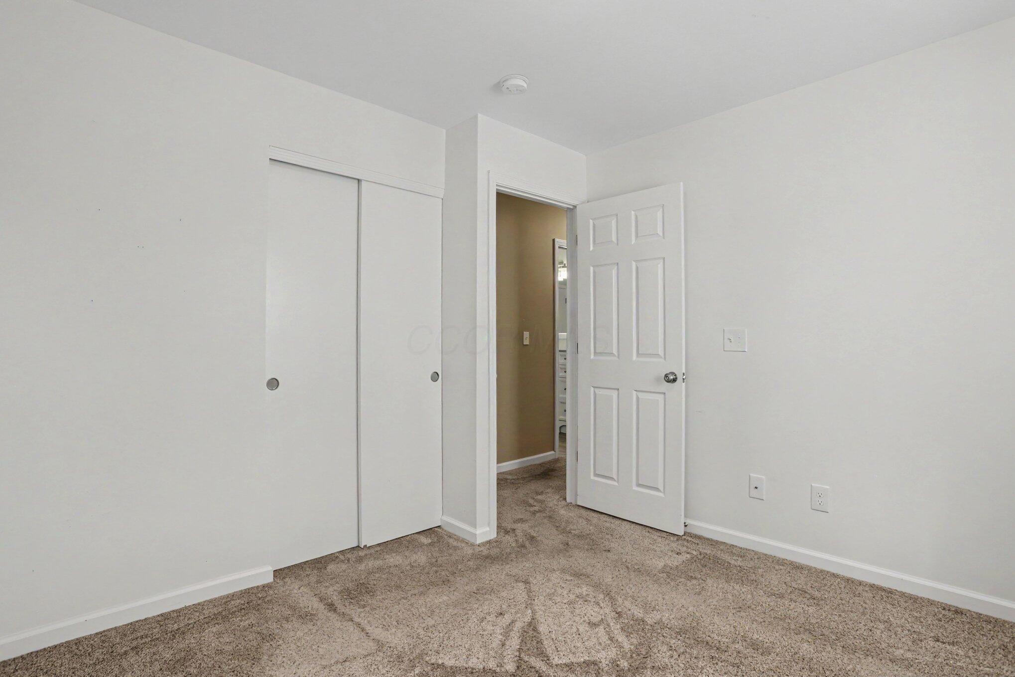 750 Crescent Drive Property Photo 17