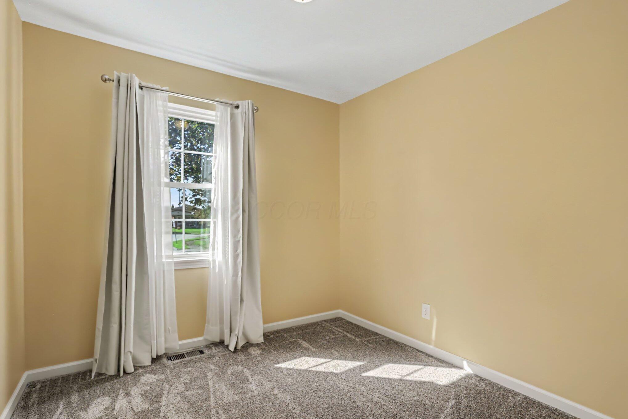 750 Crescent Drive Property Photo 18