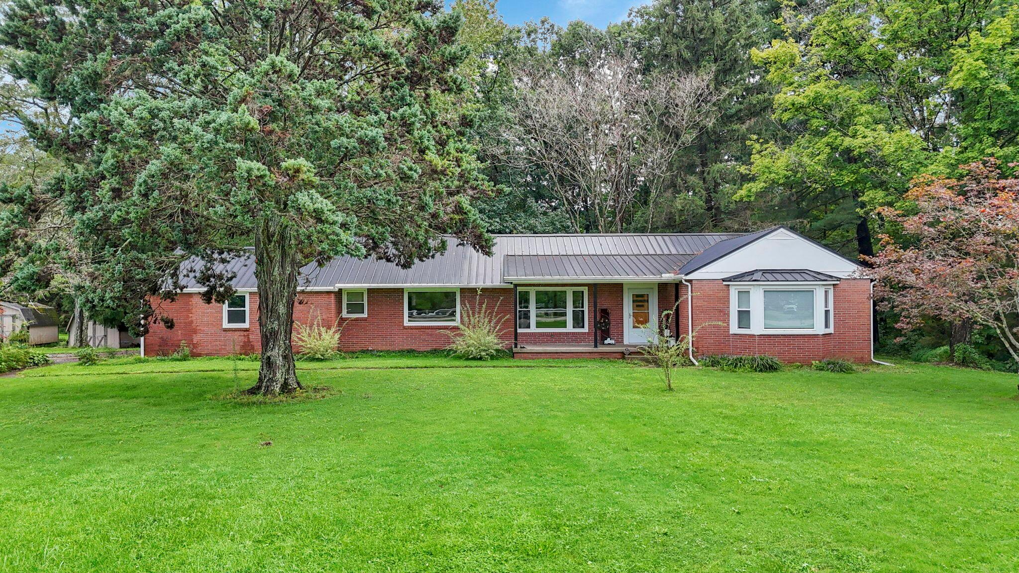 3557 E State Route 60 Ne Property Photo 1
