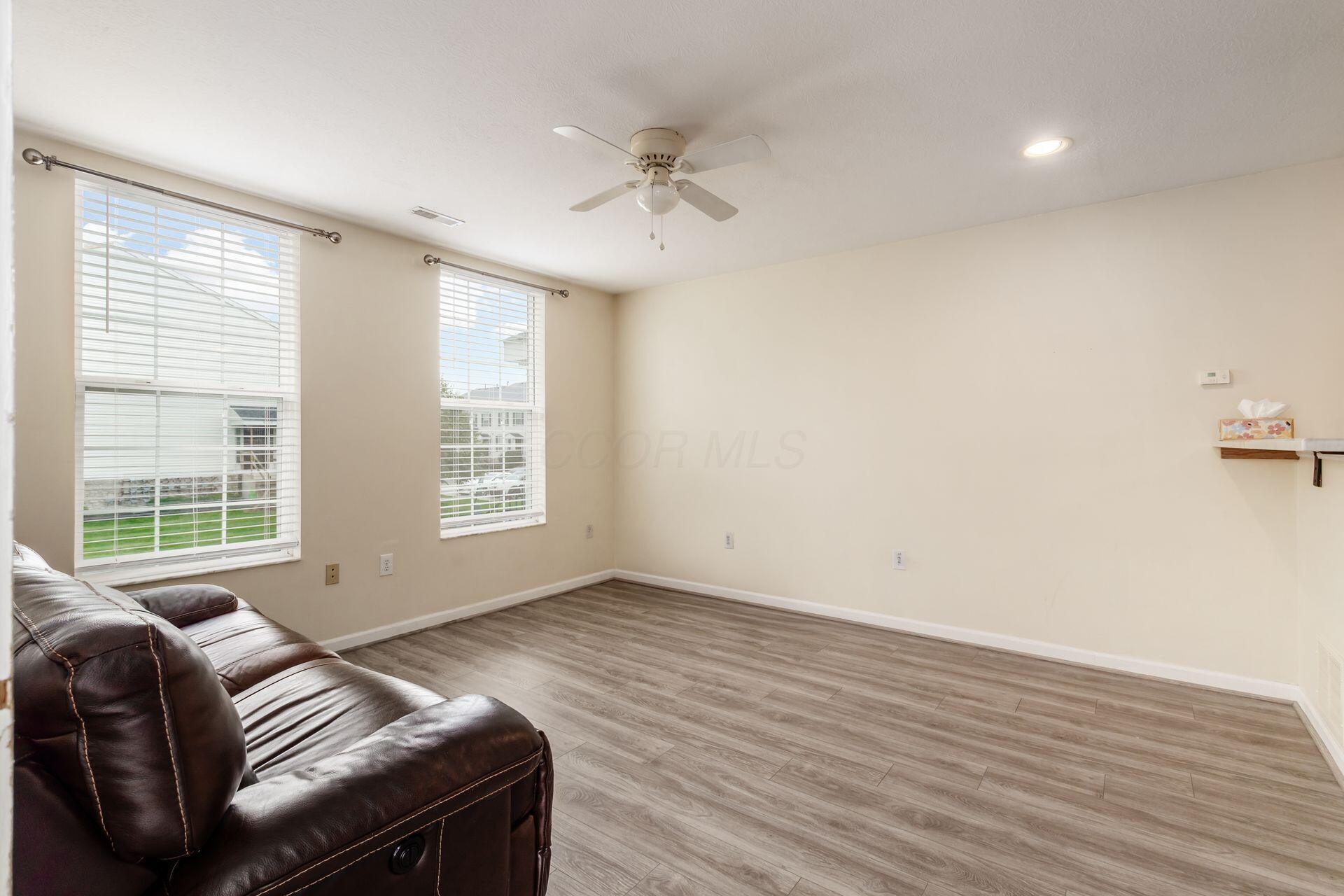 8270 Sugar Magnolia Drive Property Photo 11