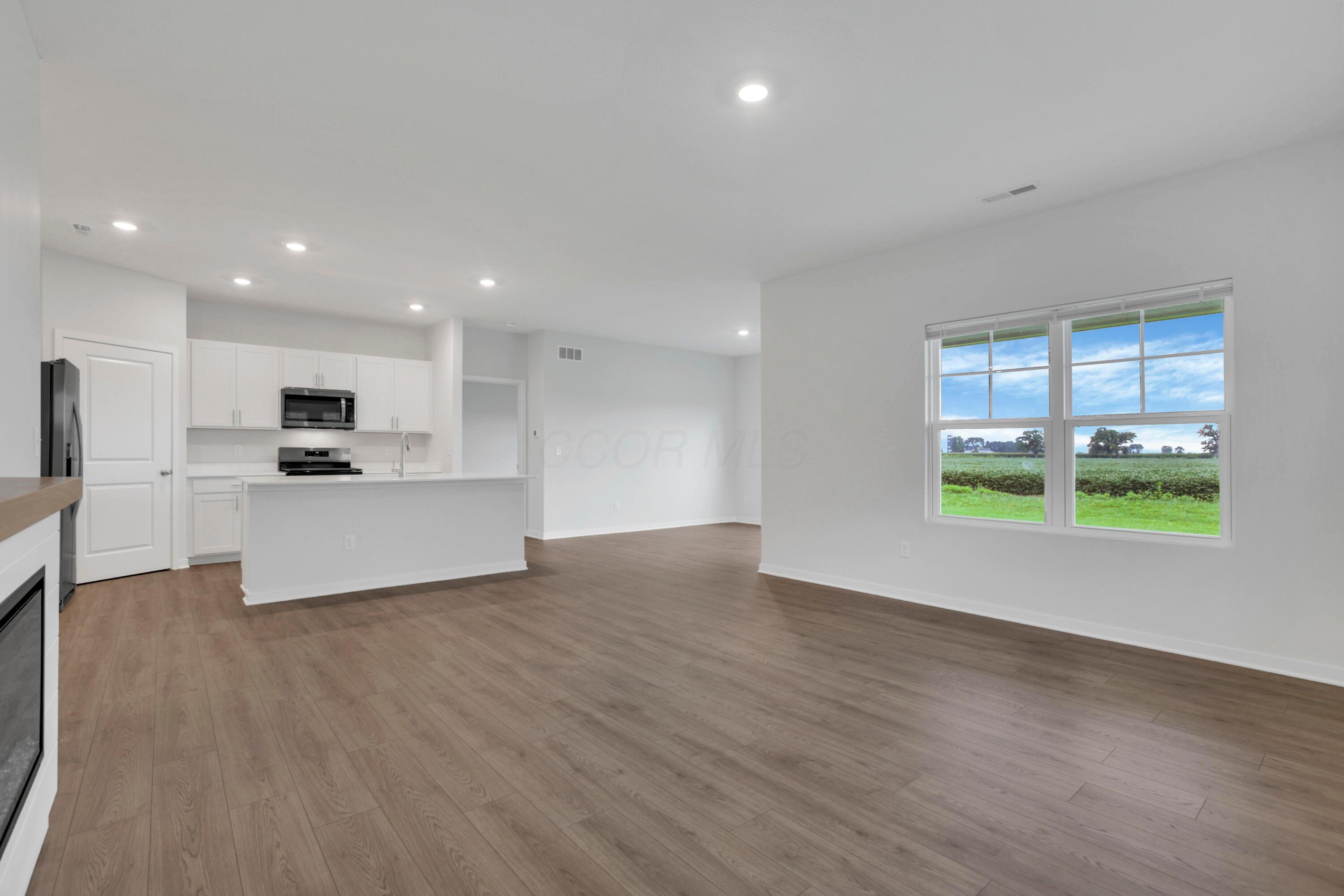539 Darliene Drive Property Photo 6