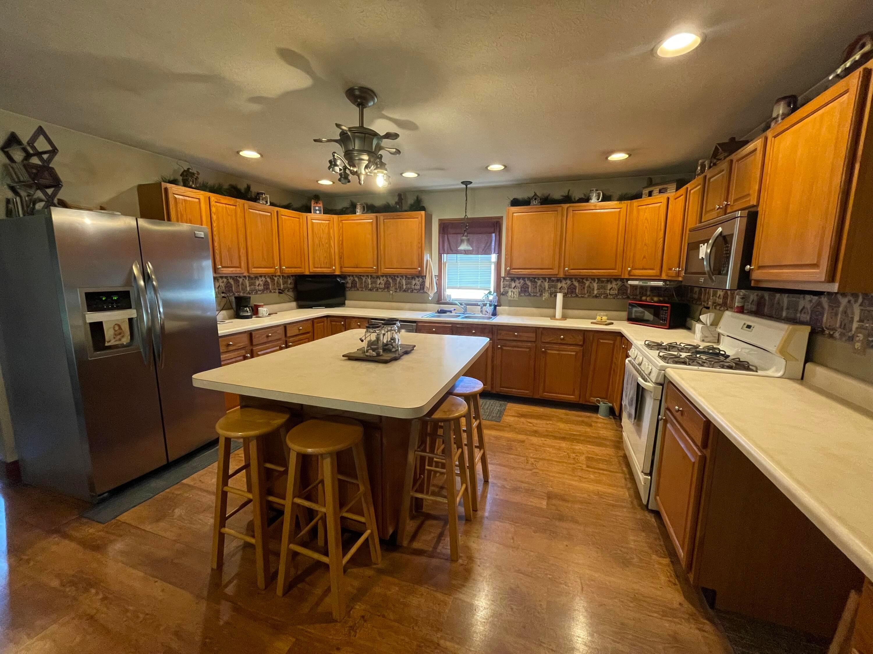 455 Long Street Property Photo 17