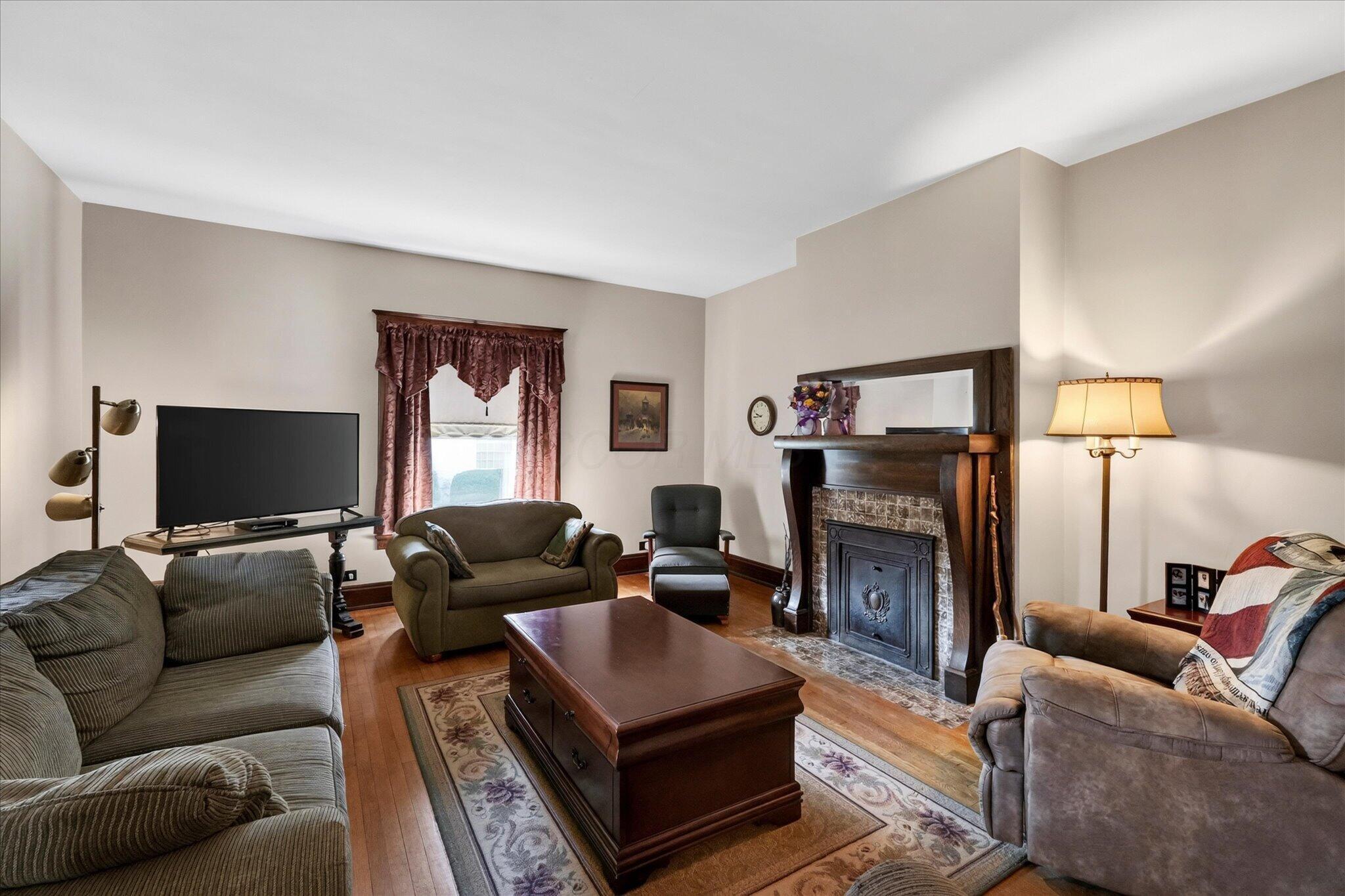 122 W Springfield Street Property Photo 10