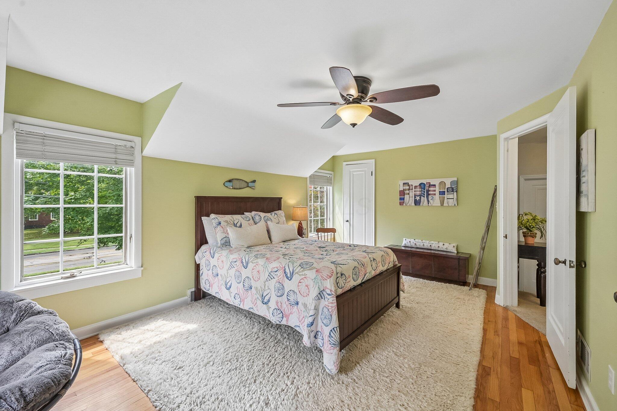 398 E Dublin Granville Road Property Photo 25