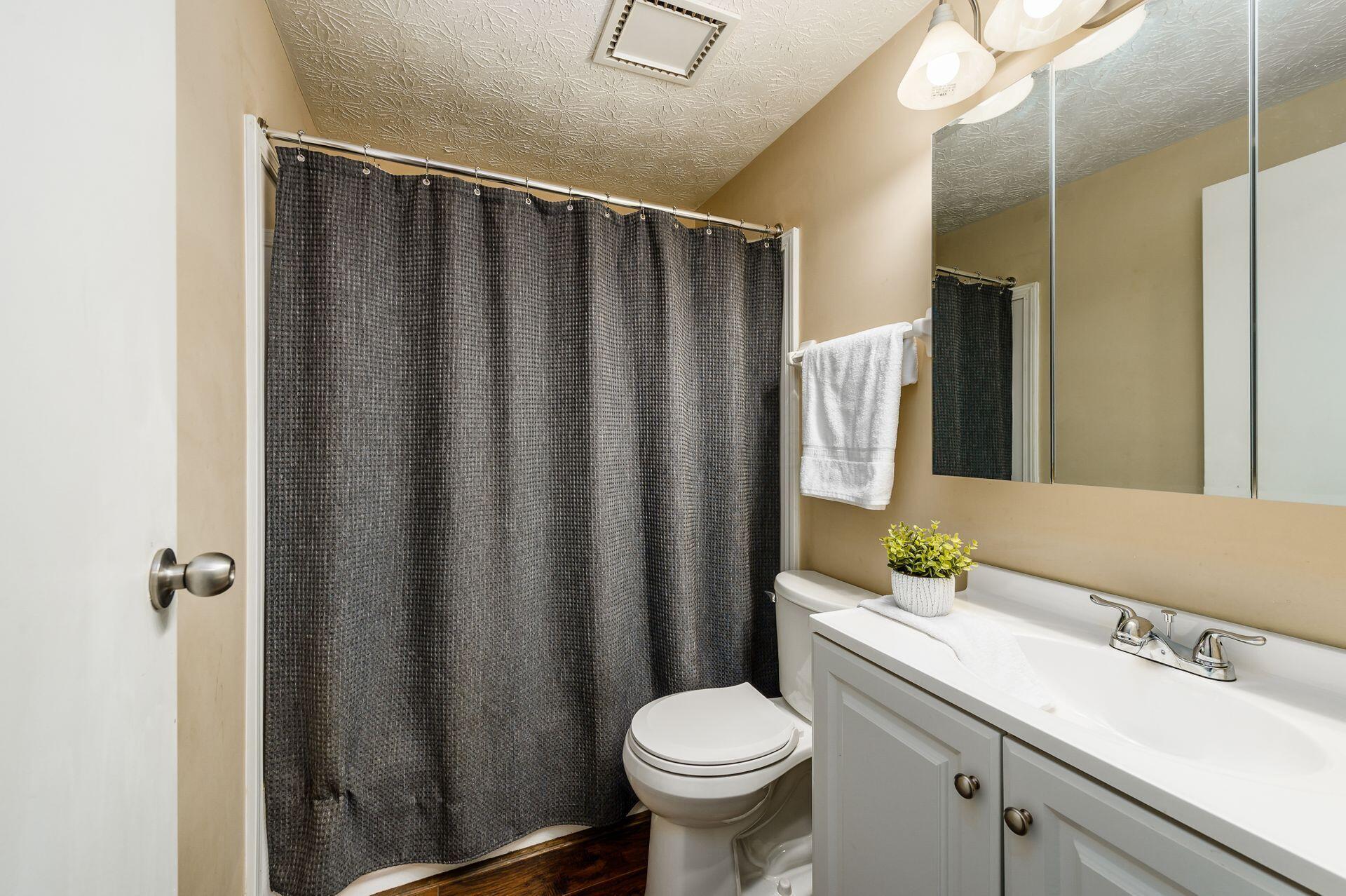 6278 Upperridge Drive Property Photo 12