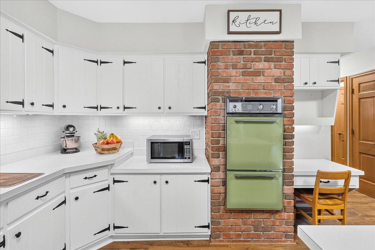 20451 Orchard Road Property Photo 11
