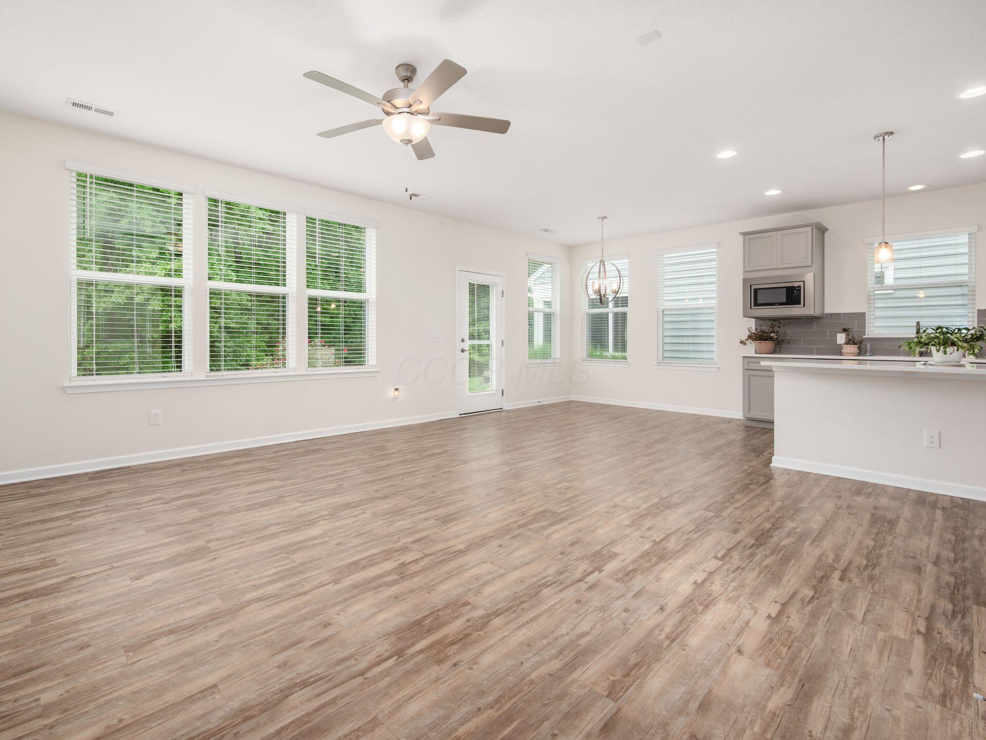 5782 Knob Creek Drive Property Photo 17