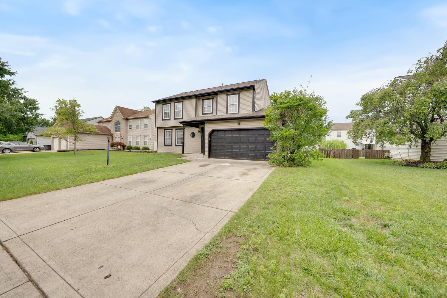 3783 Kersdale Place Property Photo 3