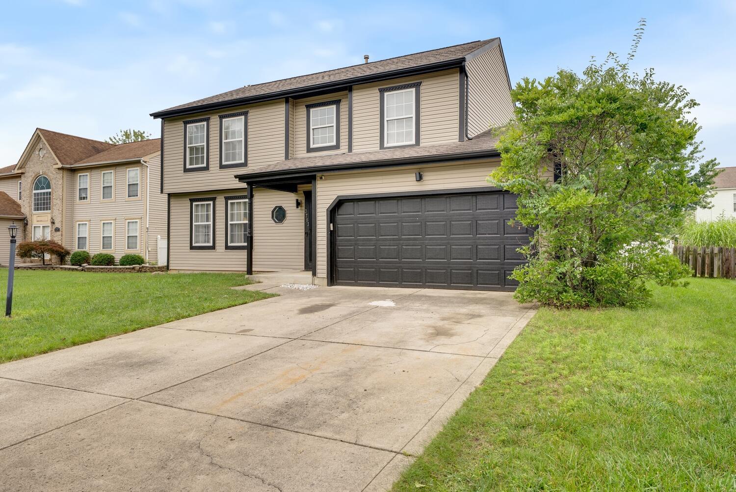 3783 Kersdale Place Property Photo 5