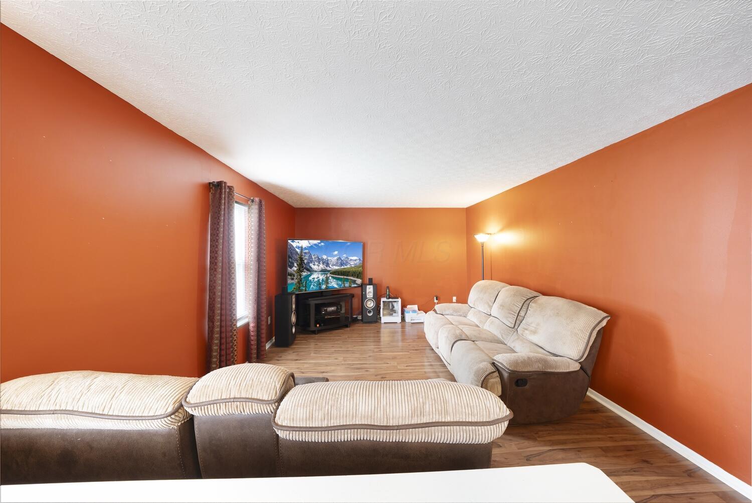 3783 Kersdale Place Property Photo 12