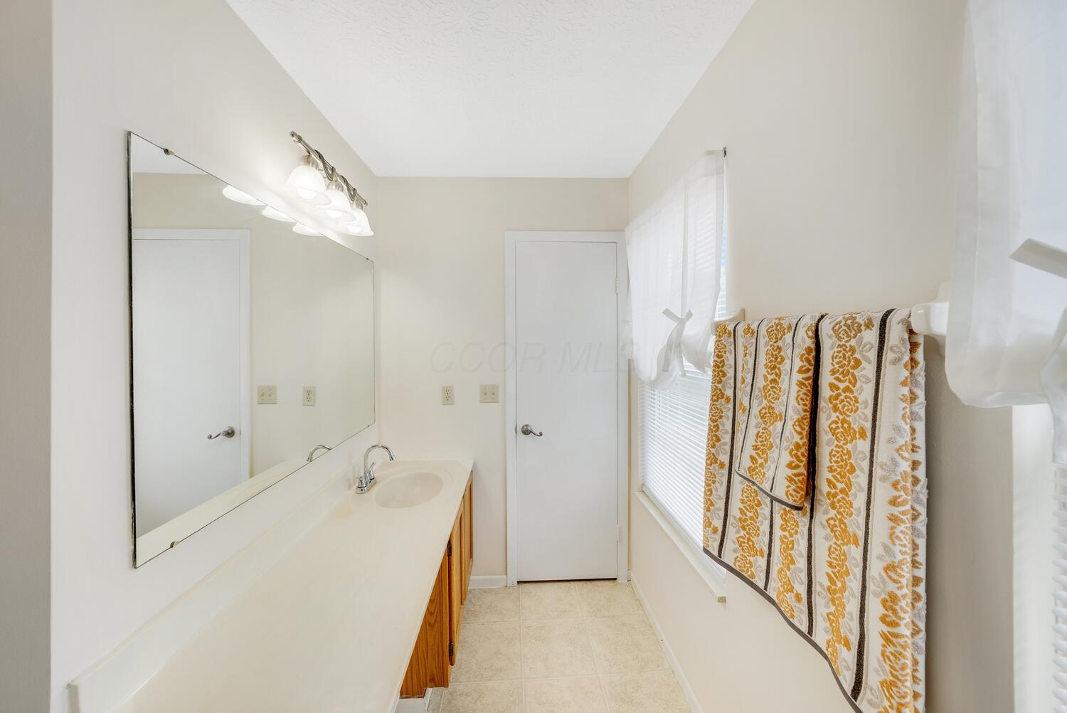 3783 Kersdale Place Property Photo 35