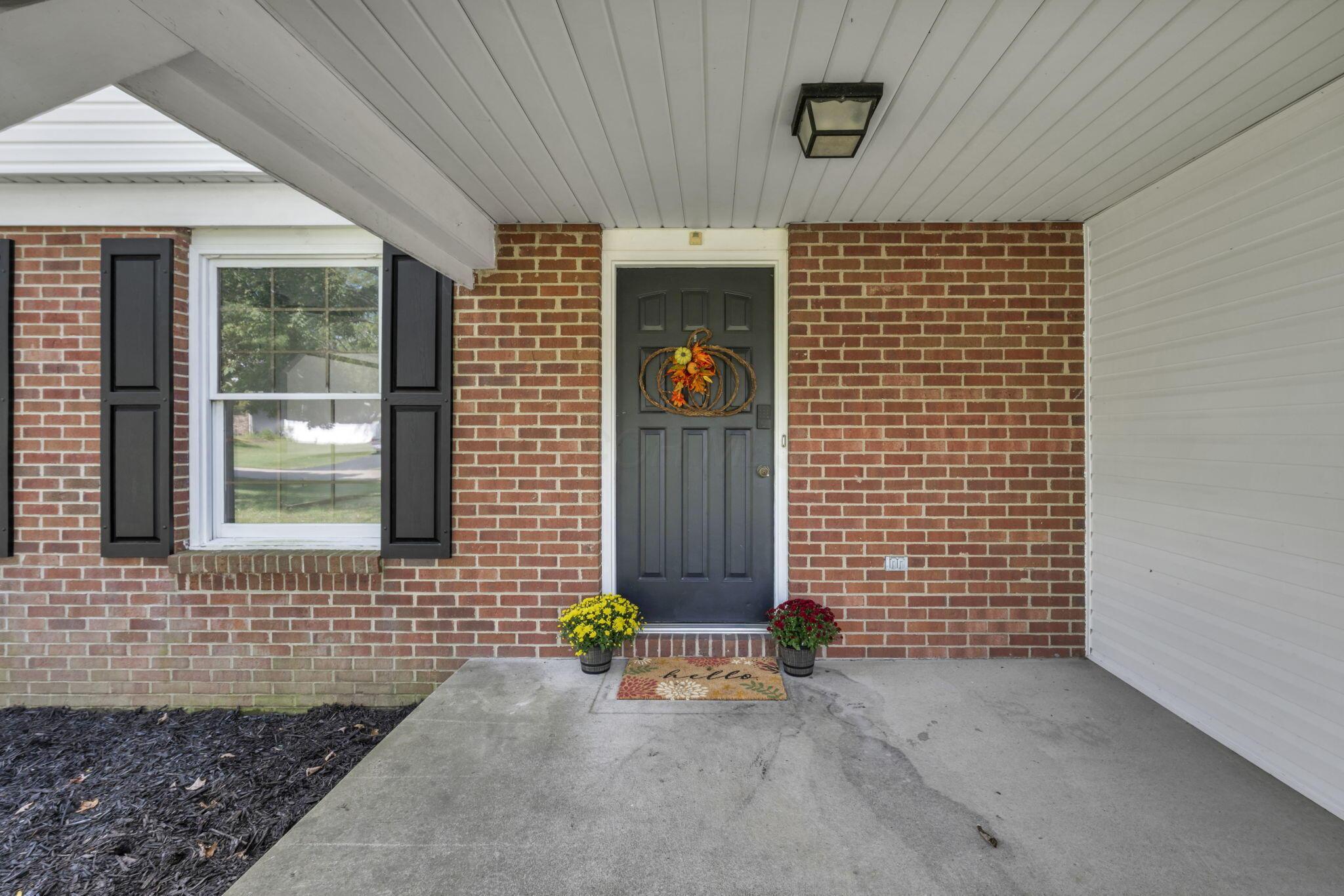 9951 Alliston Drive Nw Property Photo 6