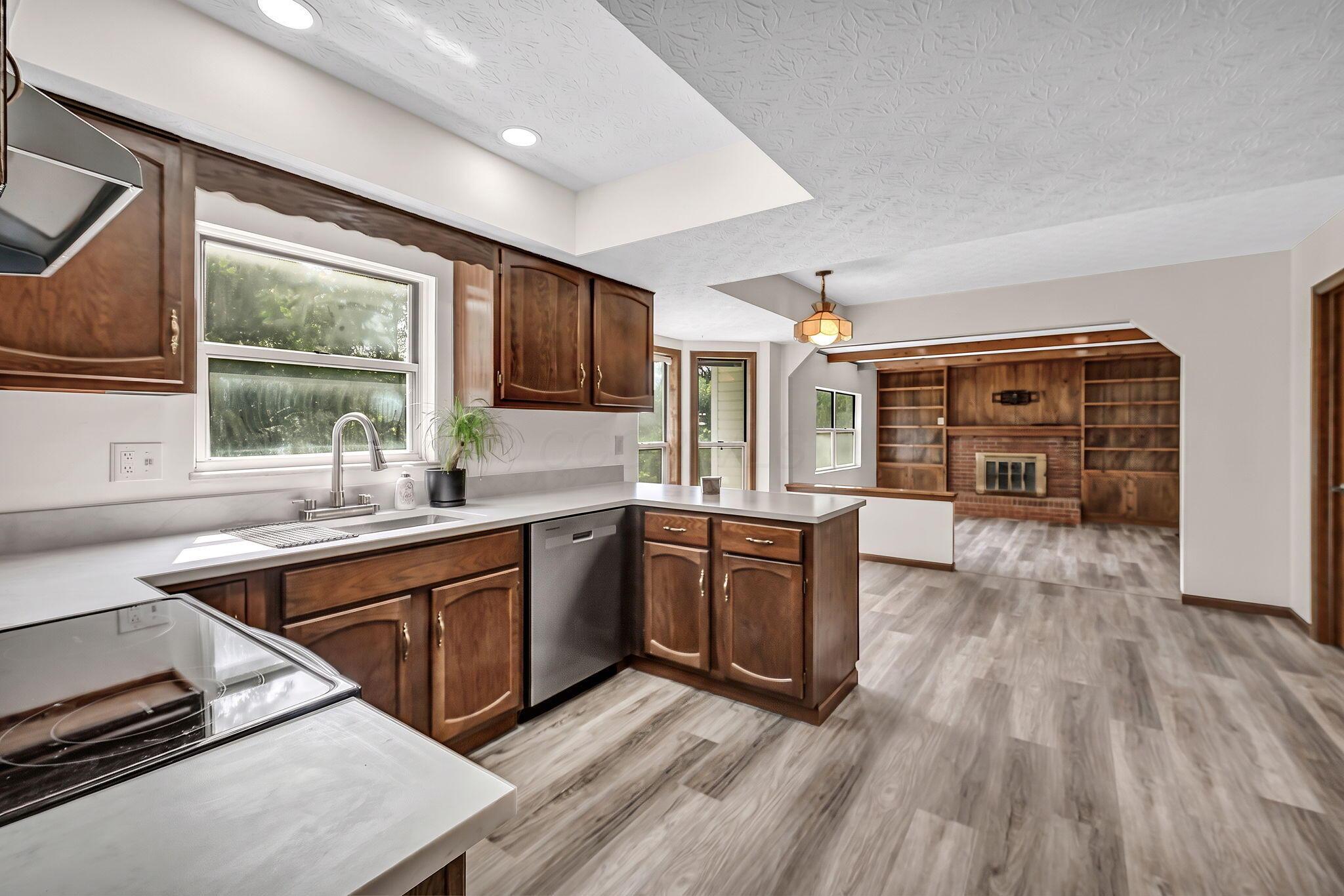 9951 Alliston Drive Nw Property Photo 16