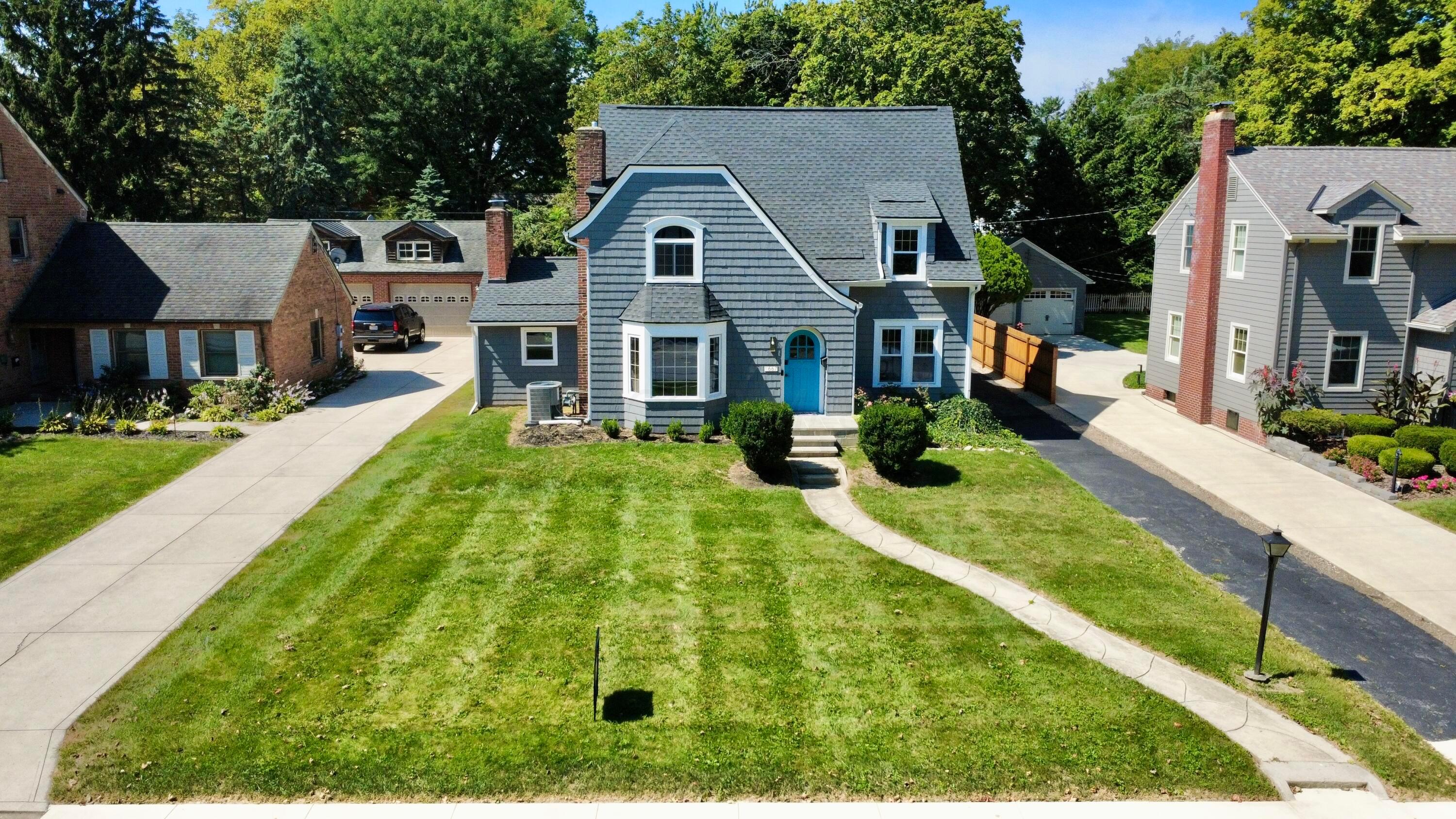667 King Avenue Property Photo 2