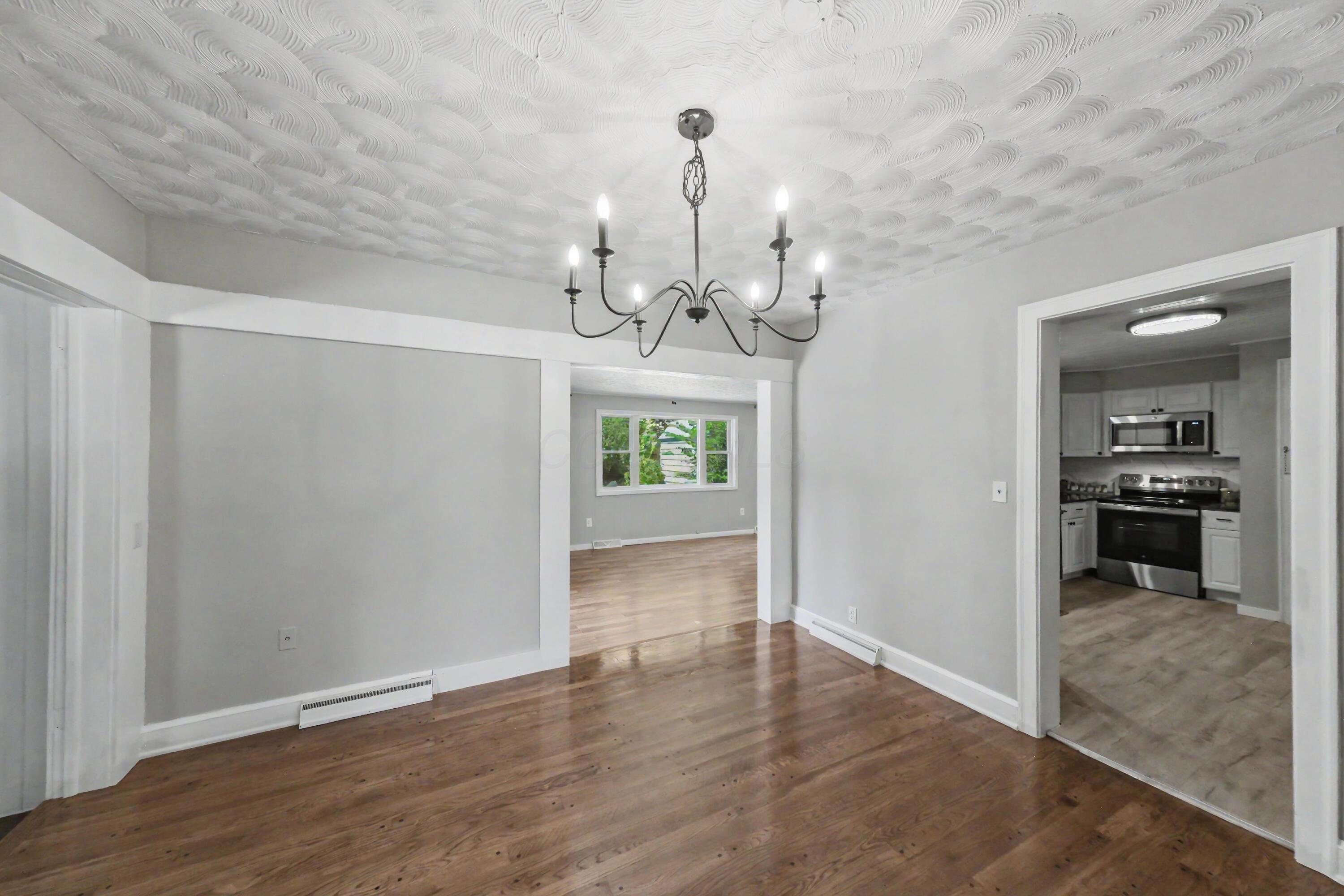 667 King Avenue Property Photo 27