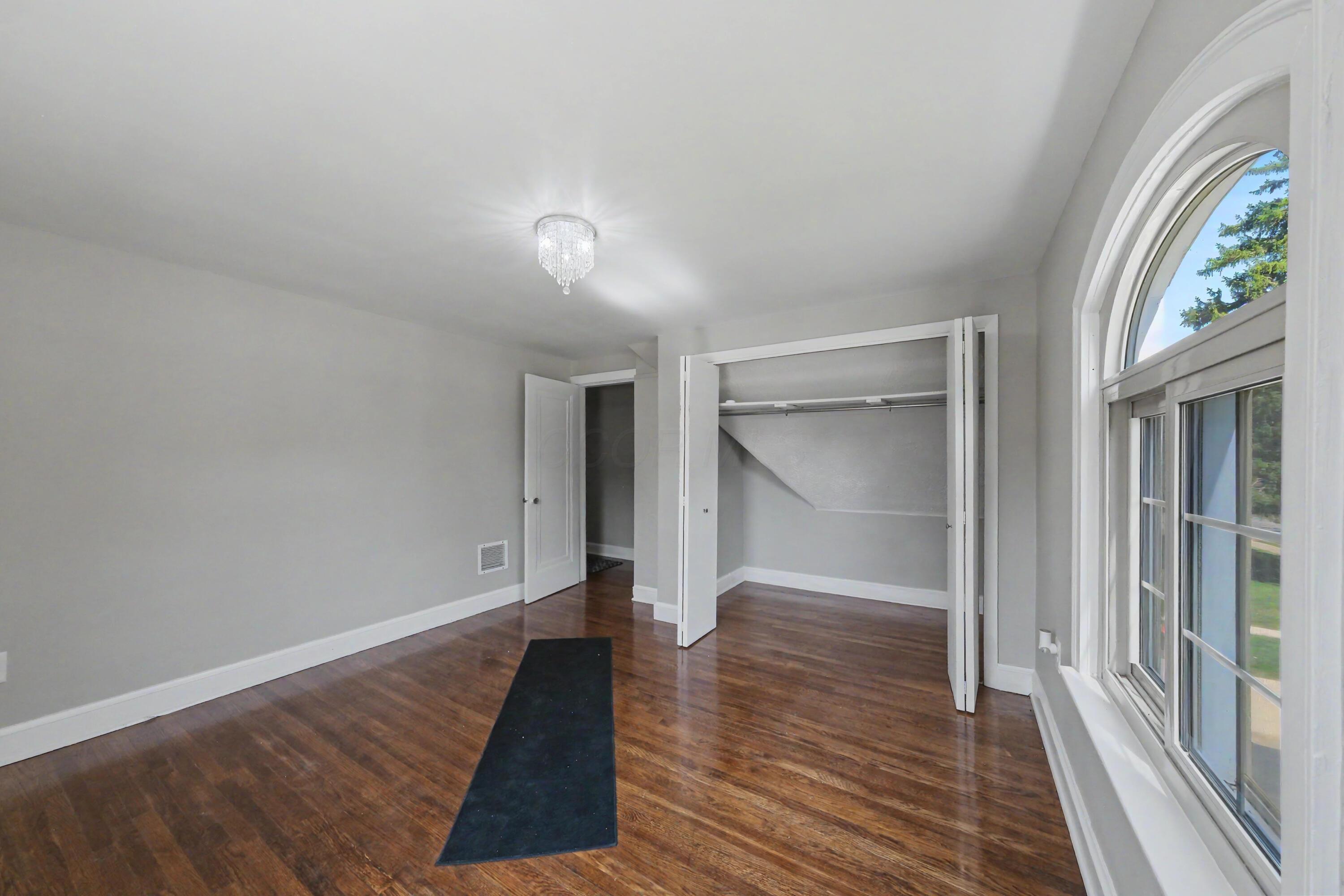 667 King Avenue Property Photo 48