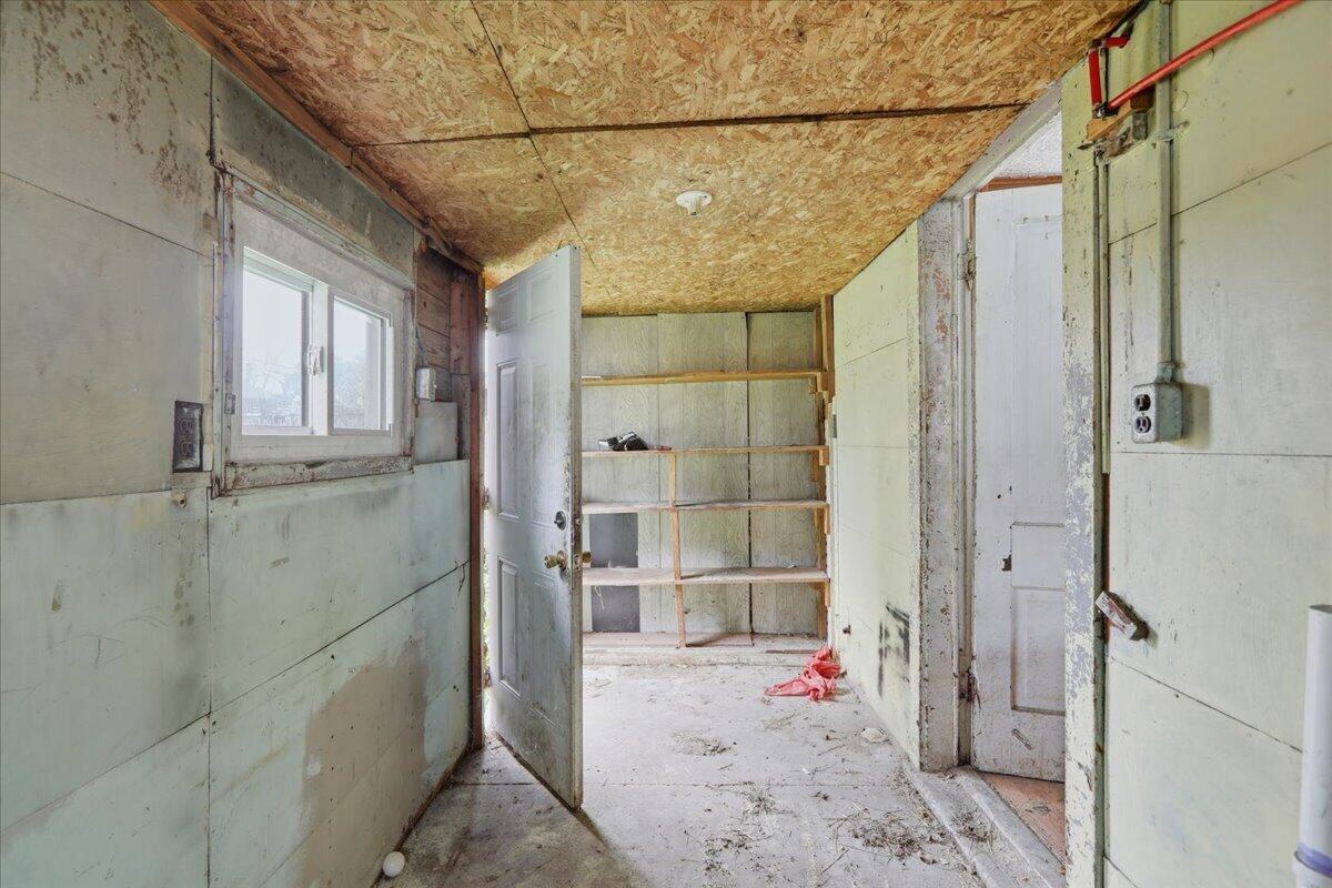 1322 Linden Avenue Property Photo 11
