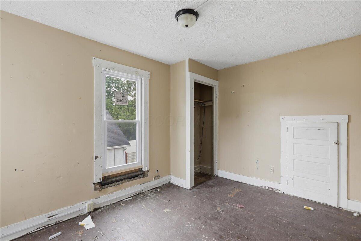 1322 Linden Avenue Property Photo 18