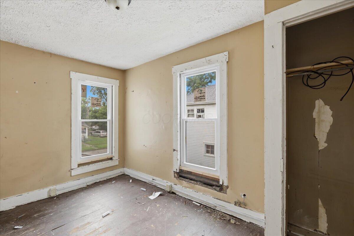 1322 Linden Avenue Property Photo 19