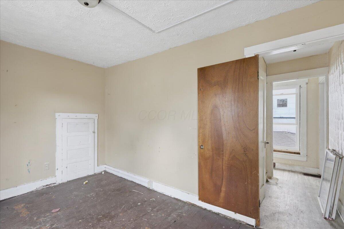 1322 Linden Avenue Property Photo 20