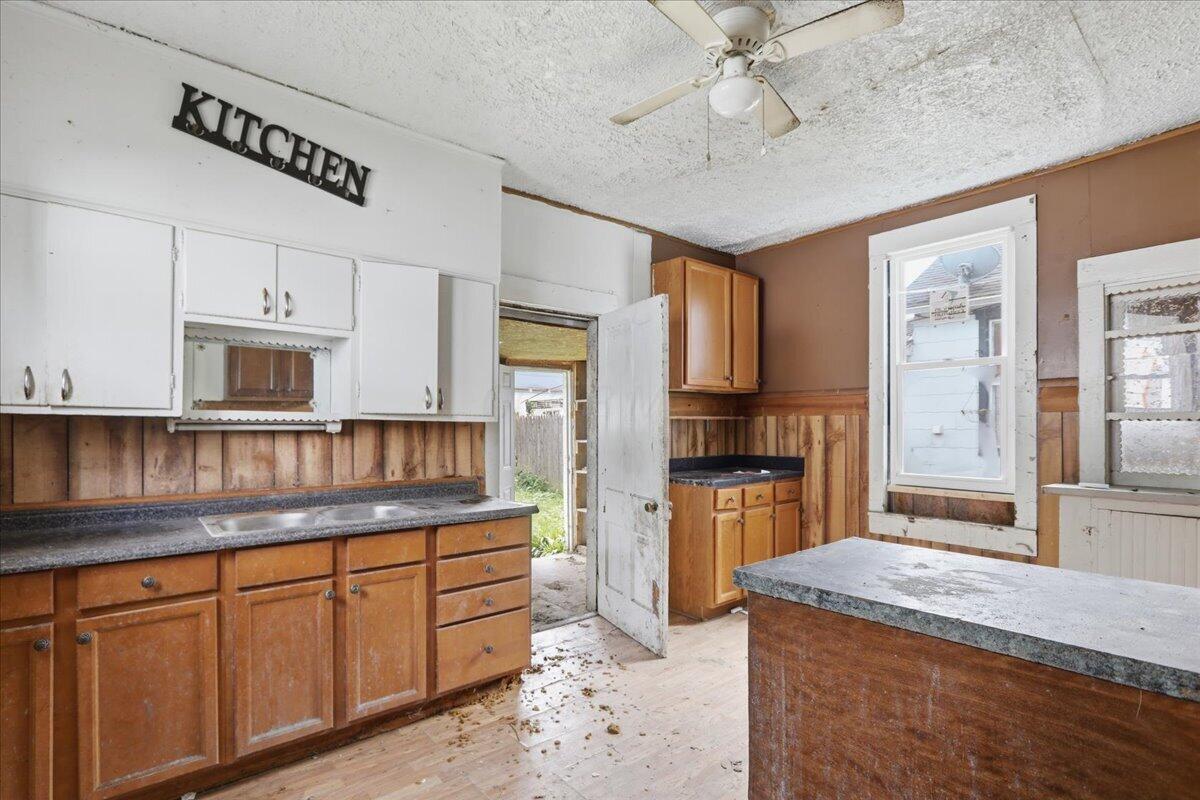 1322 Linden Avenue Property Photo 32