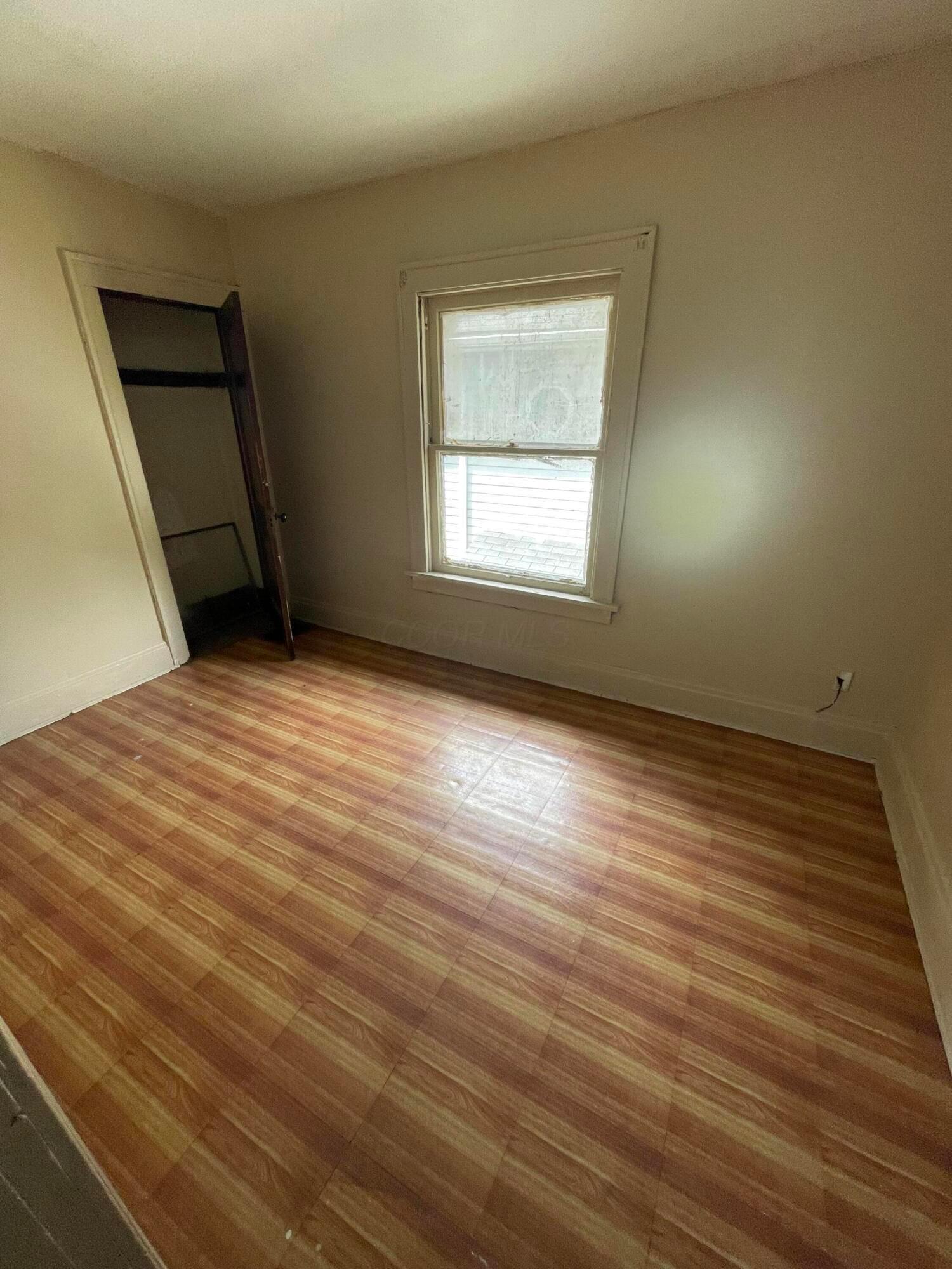 790 E Starr Avenue Property Photo 21