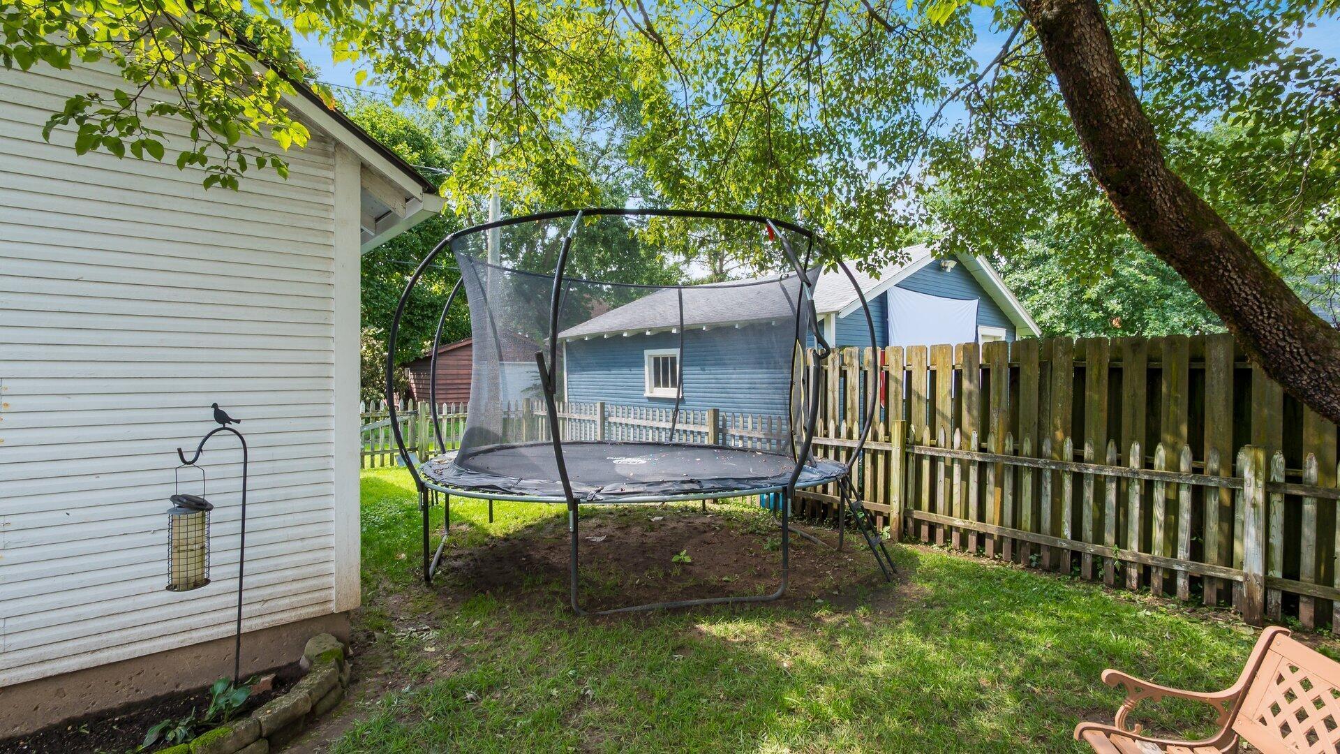 83 Neal Avenue Property Photo 33
