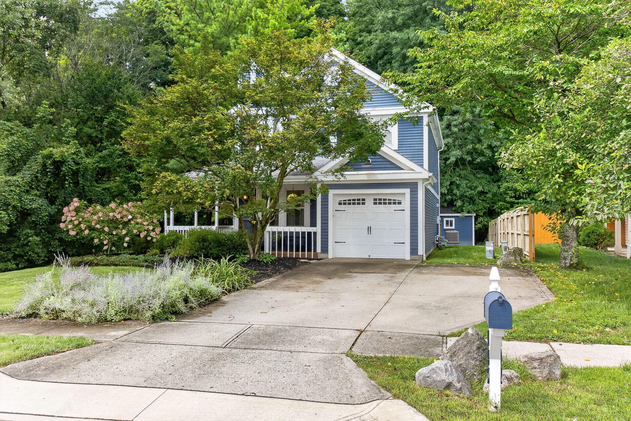 145 Ravine Ridge Drive S Property Photo 8