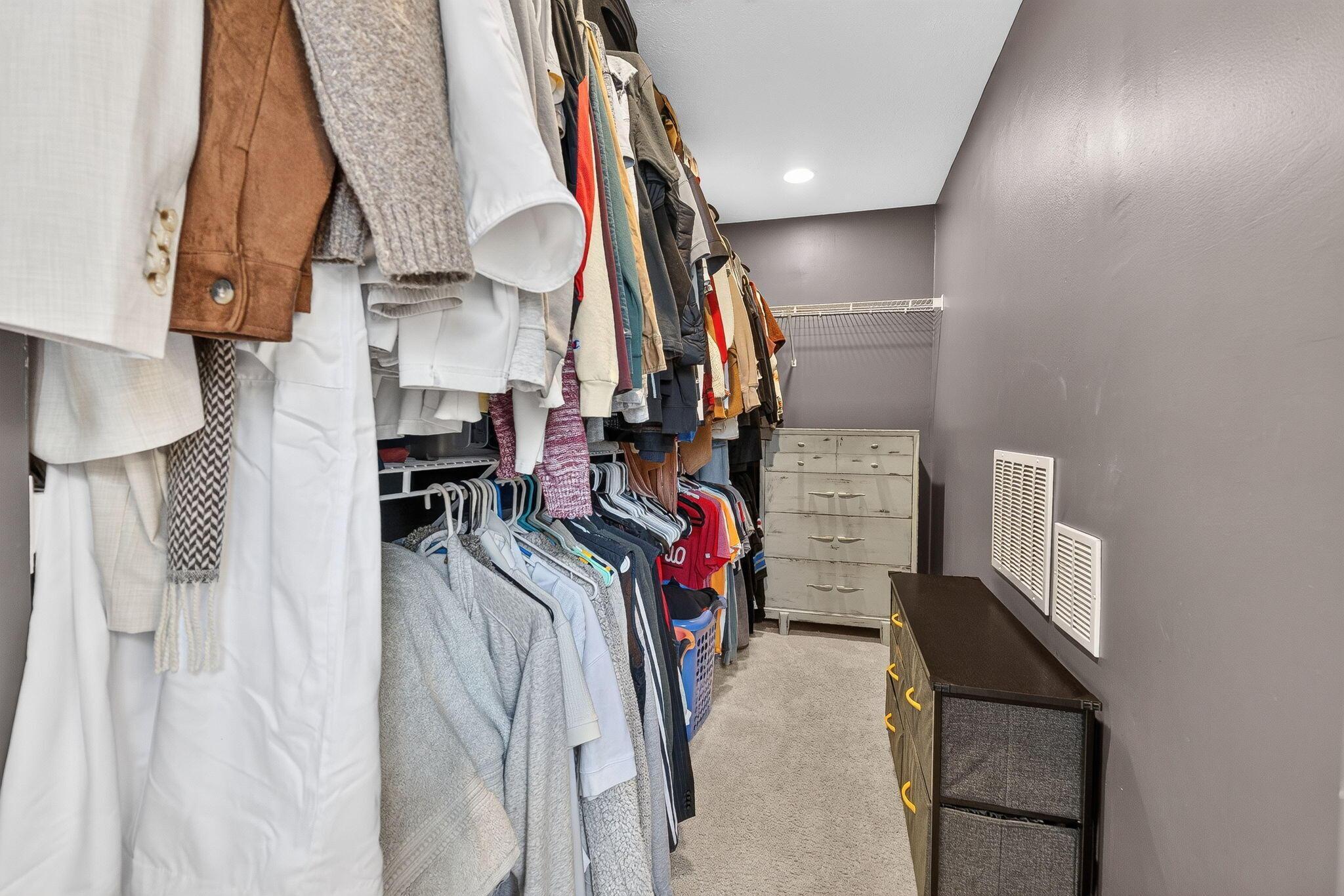 145 Ravine Ridge Drive S Property Photo 43