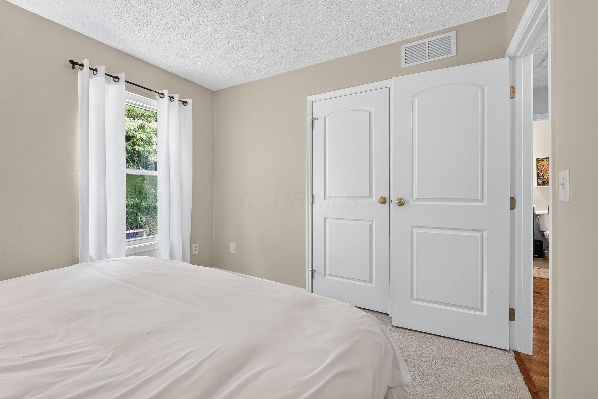 145 Ravine Ridge Drive S Property Photo 45