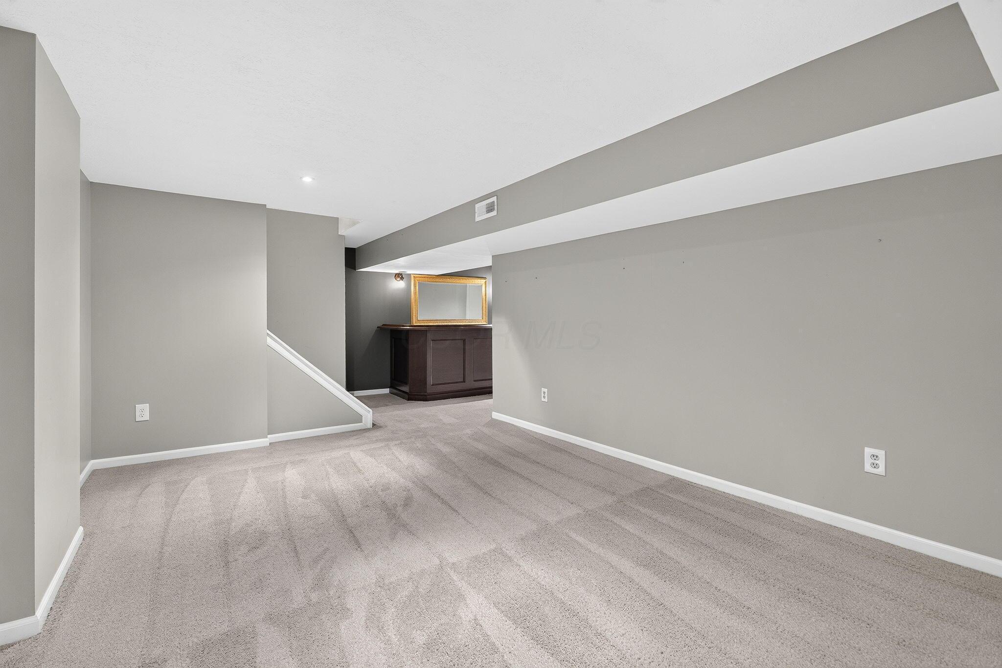 145 Ravine Ridge Drive S Property Photo 55