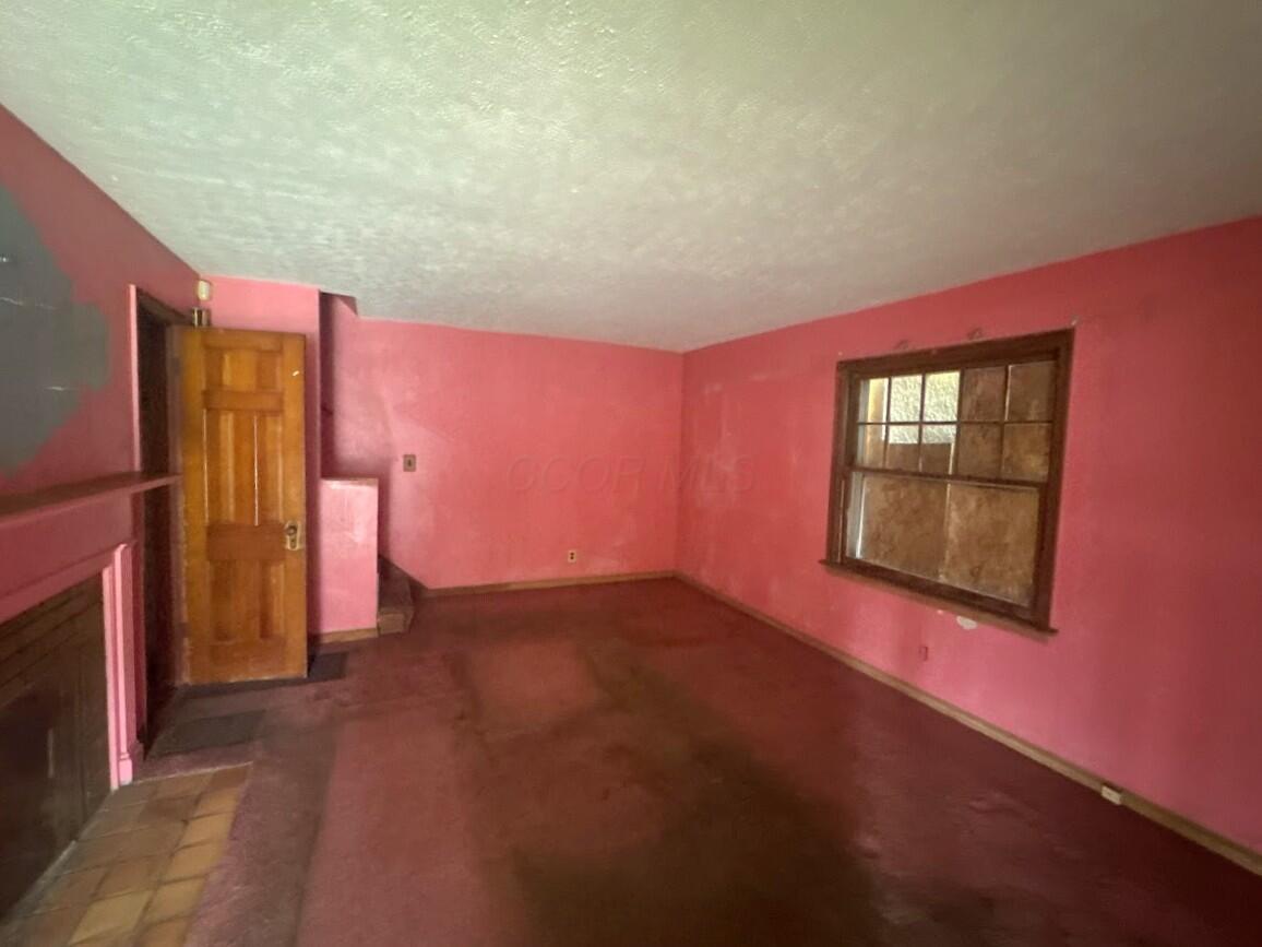 2141 Margaret Avenue Property Photo 6