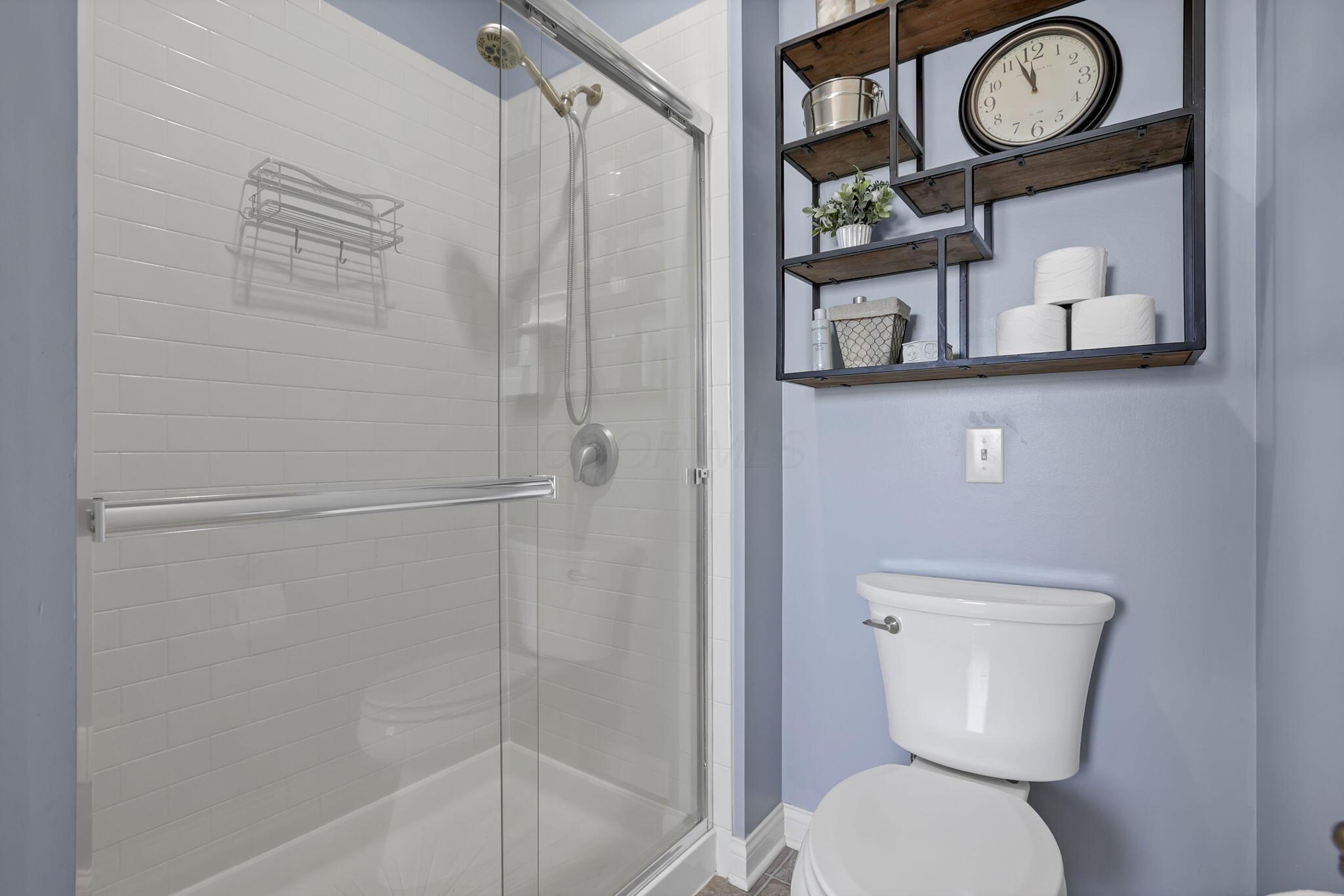 431 Eshlure Court Property Photo 42