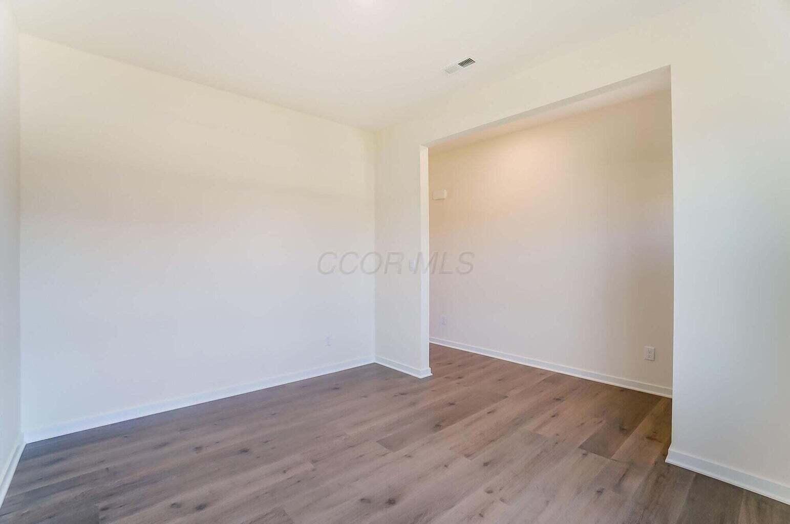 852 Sunny Vale Drive Property Photo 18