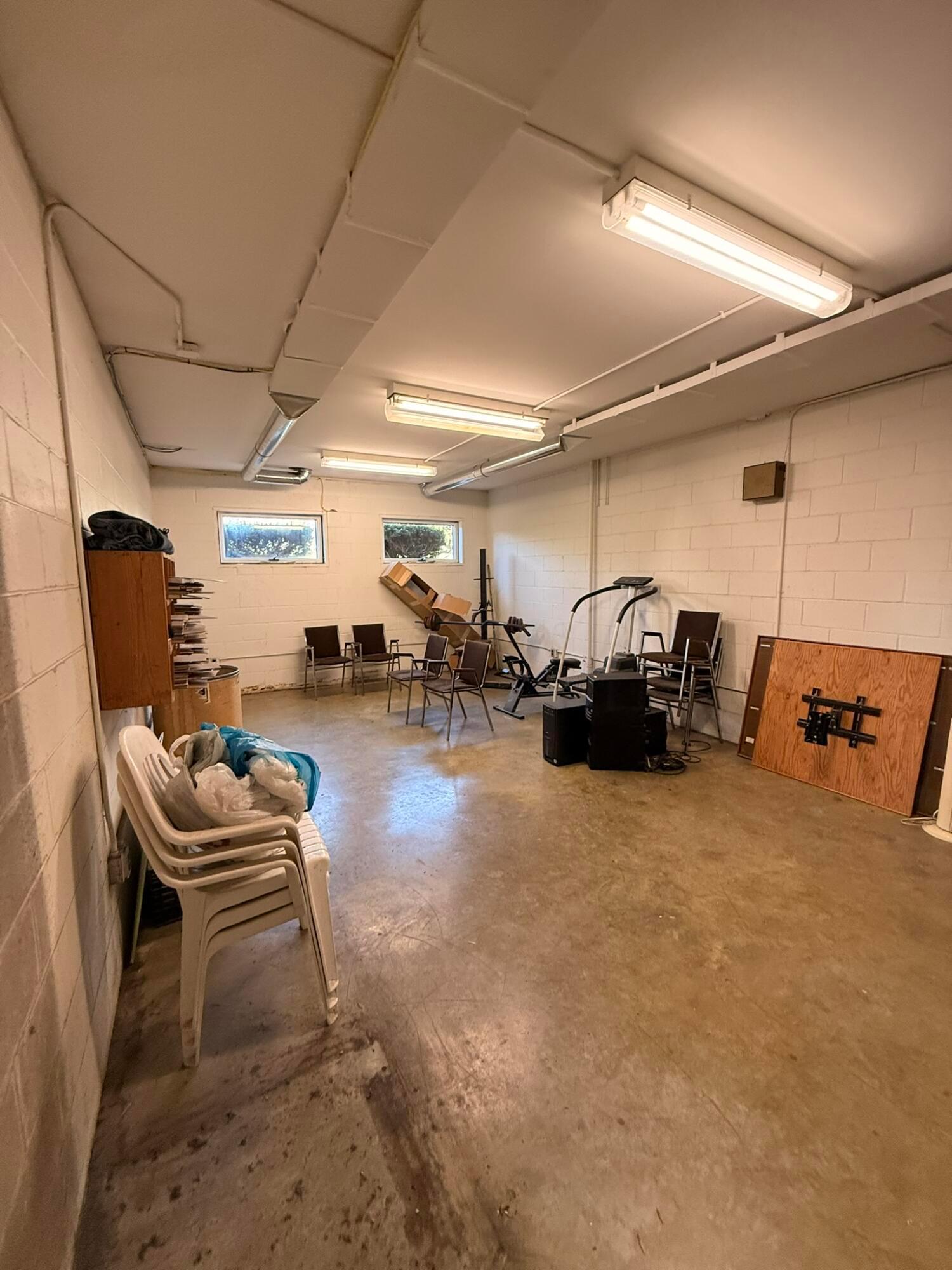 4550 Roseville Road Property Photo 11