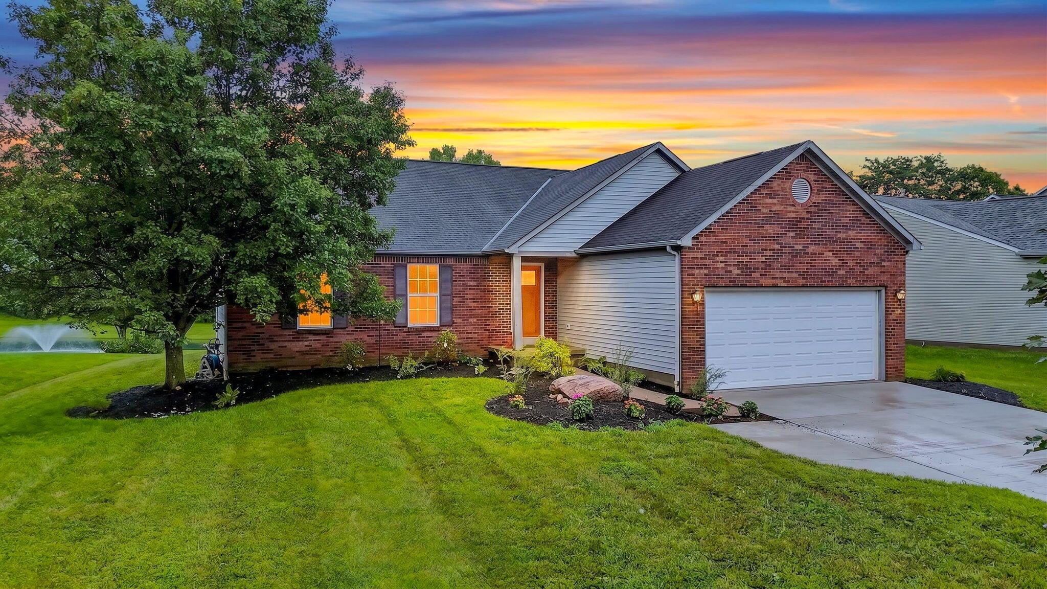 699 Scioto Meadows Boulevard Property Photo 3