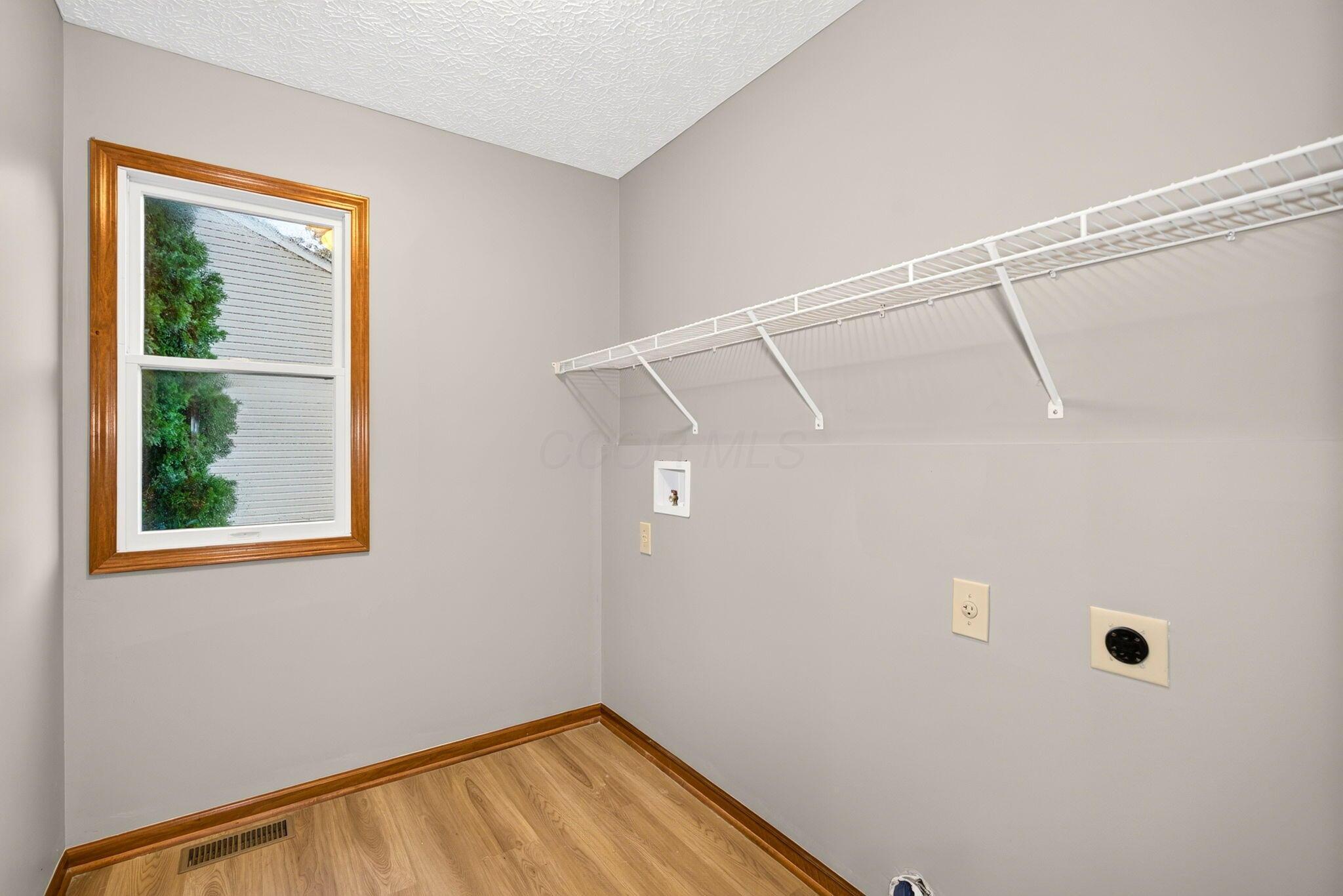 699 Scioto Meadows Boulevard Property Photo 36