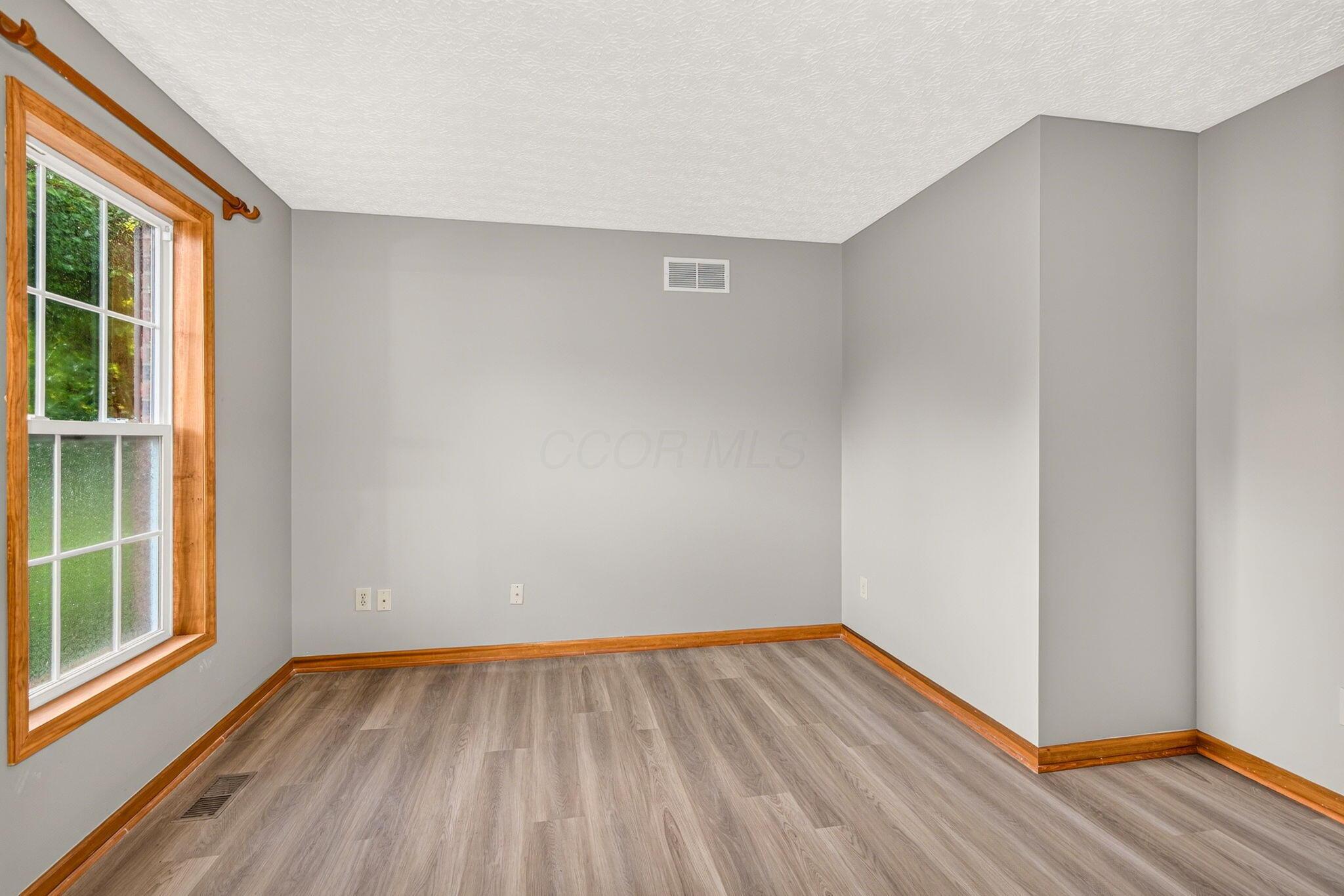 699 Scioto Meadows Boulevard Property Photo 48