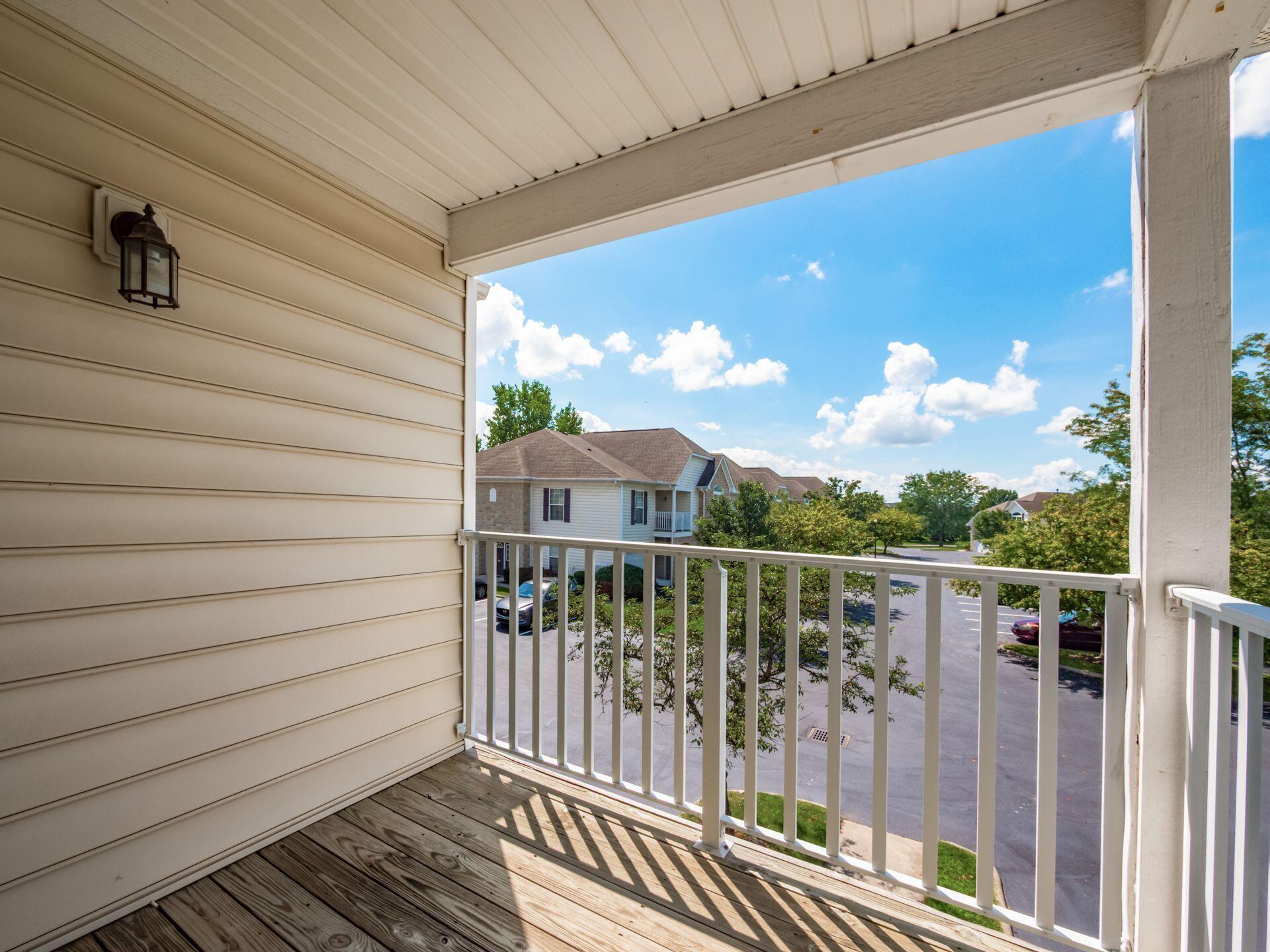 5018 Ivyvine Boulevard, B Property Photo 15