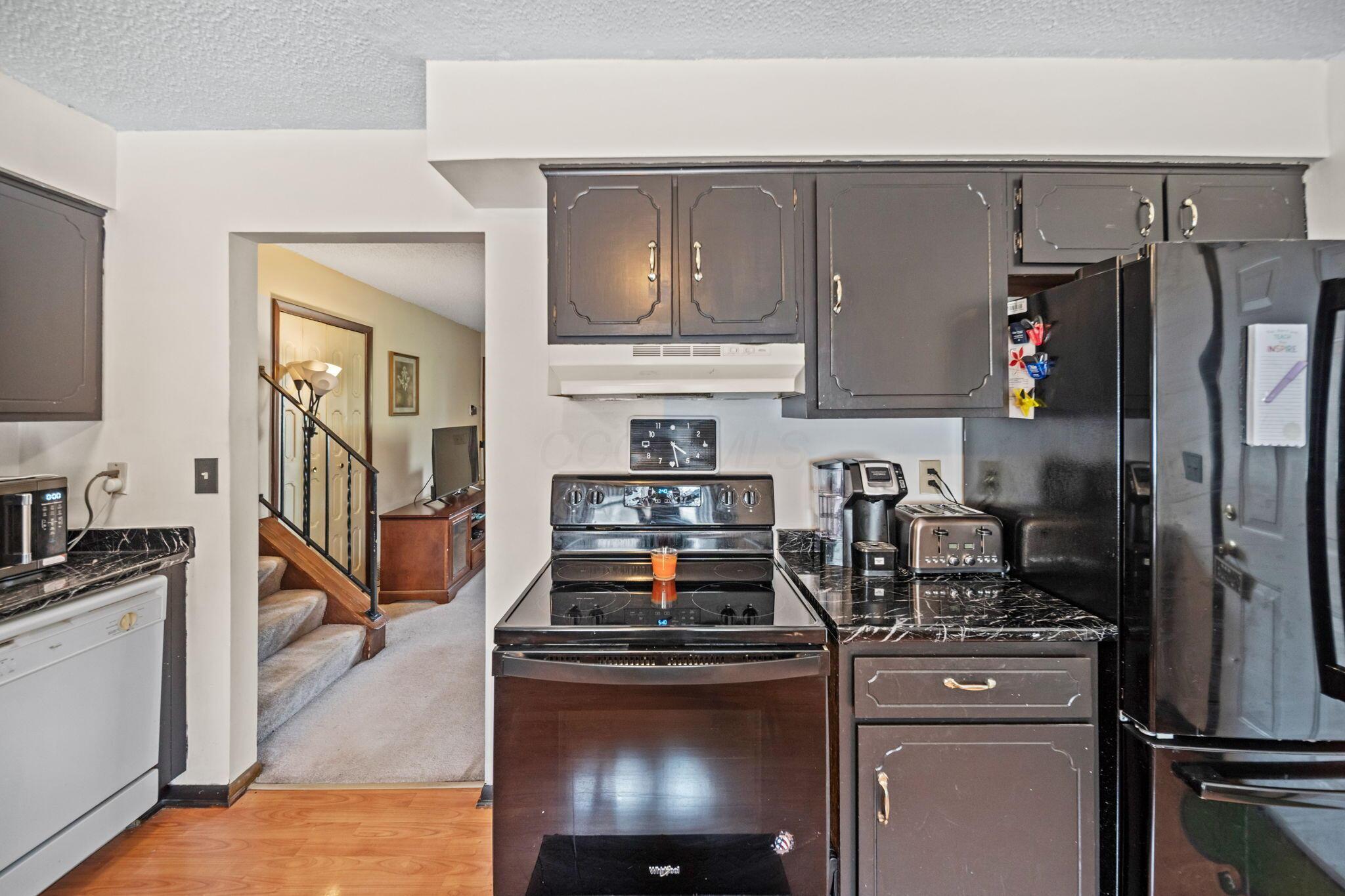 5329 Refugee Road Property Photo 17