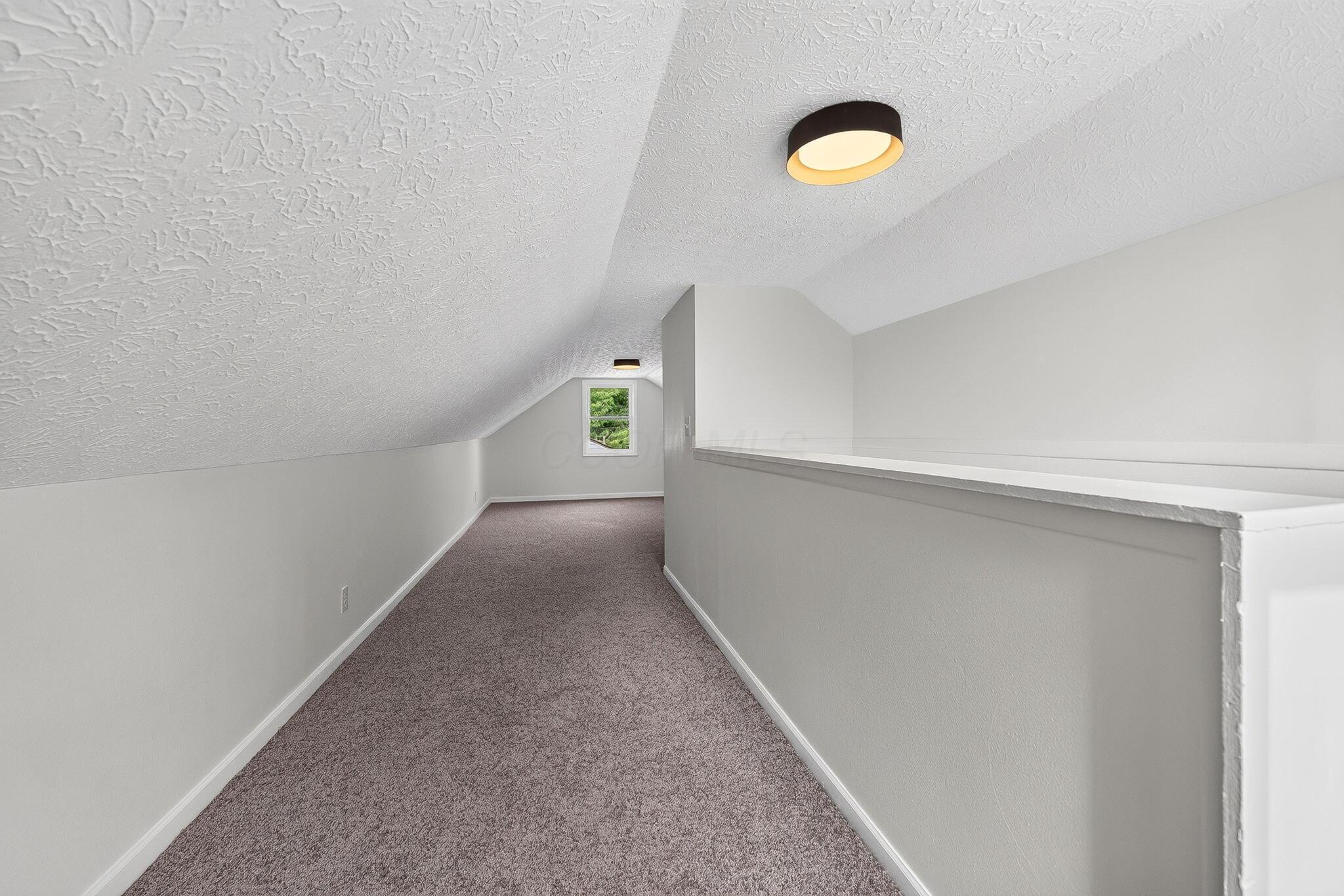 860 Minerva Avenue Property Photo 13