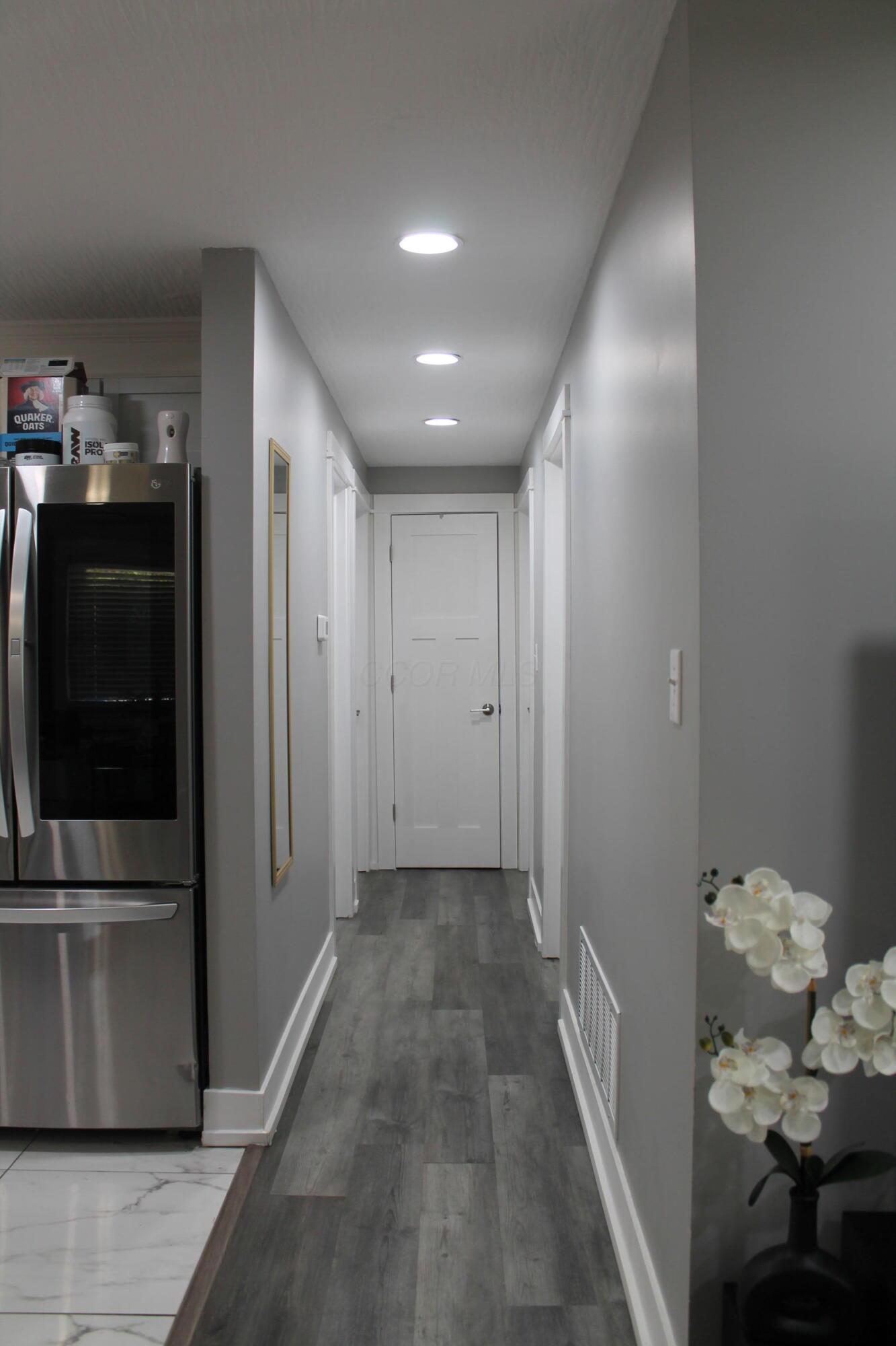 2193 Myrtle Avenue Property Photo 6