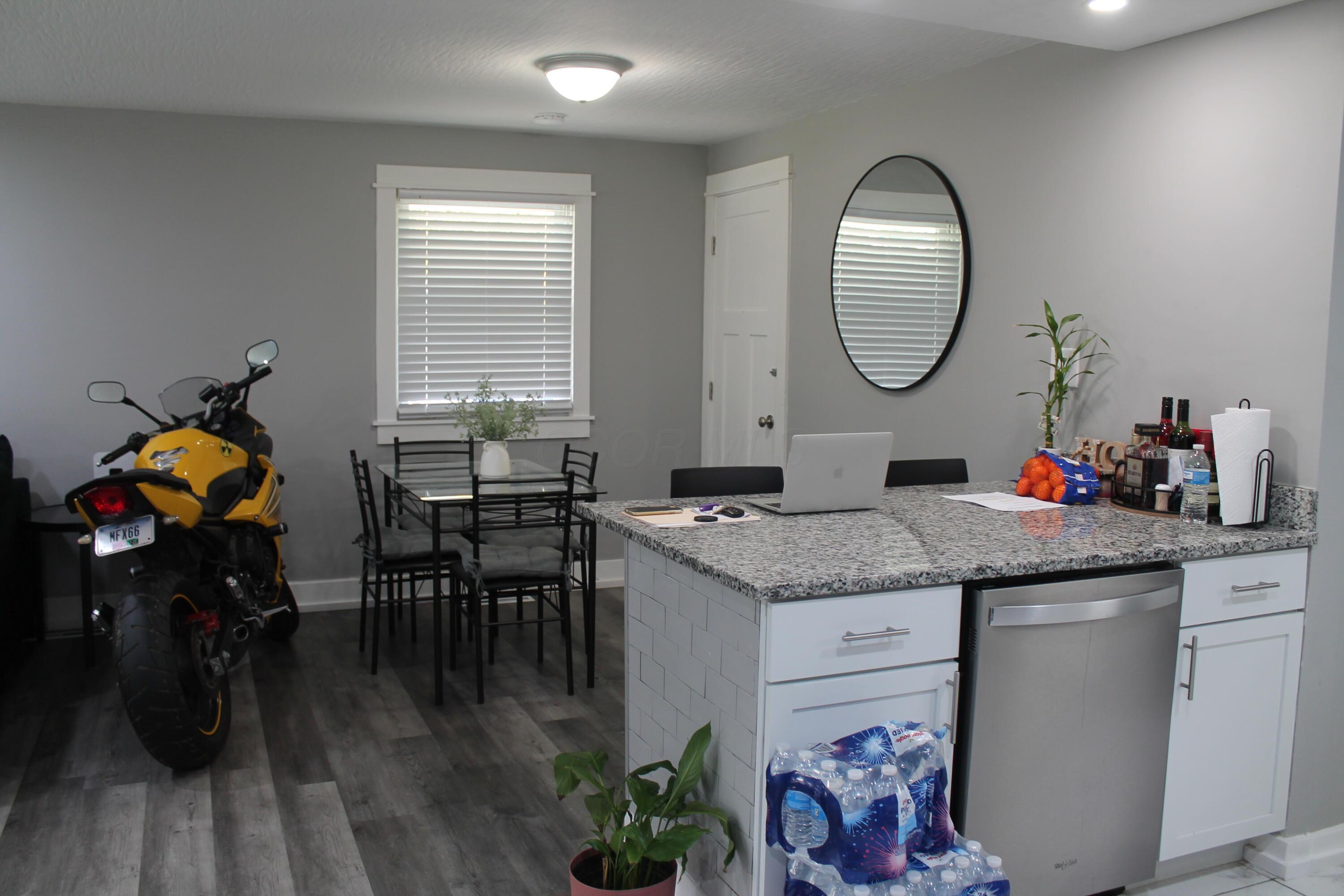 2193 Myrtle Avenue Property Photo 10