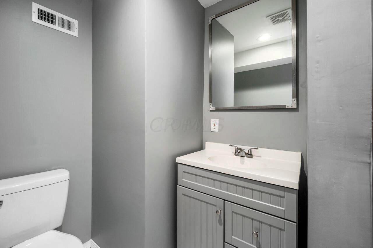 5417 E Valley Lane E Property Photo 41