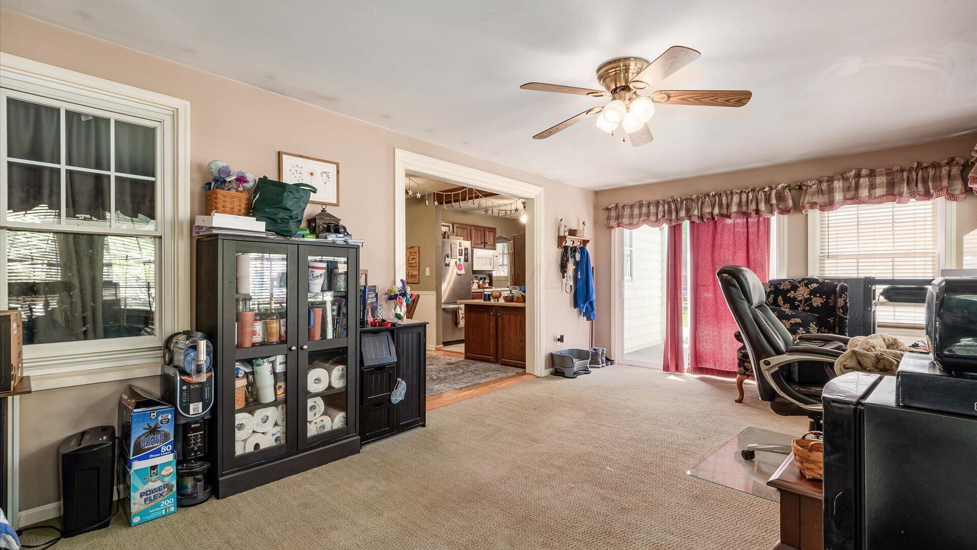 2067 Norwood Boulevard Property Photo 16