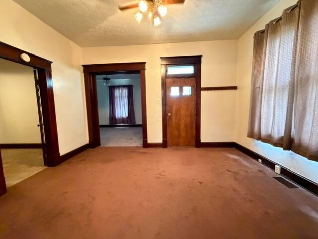580 E Main Street Property Photo 10