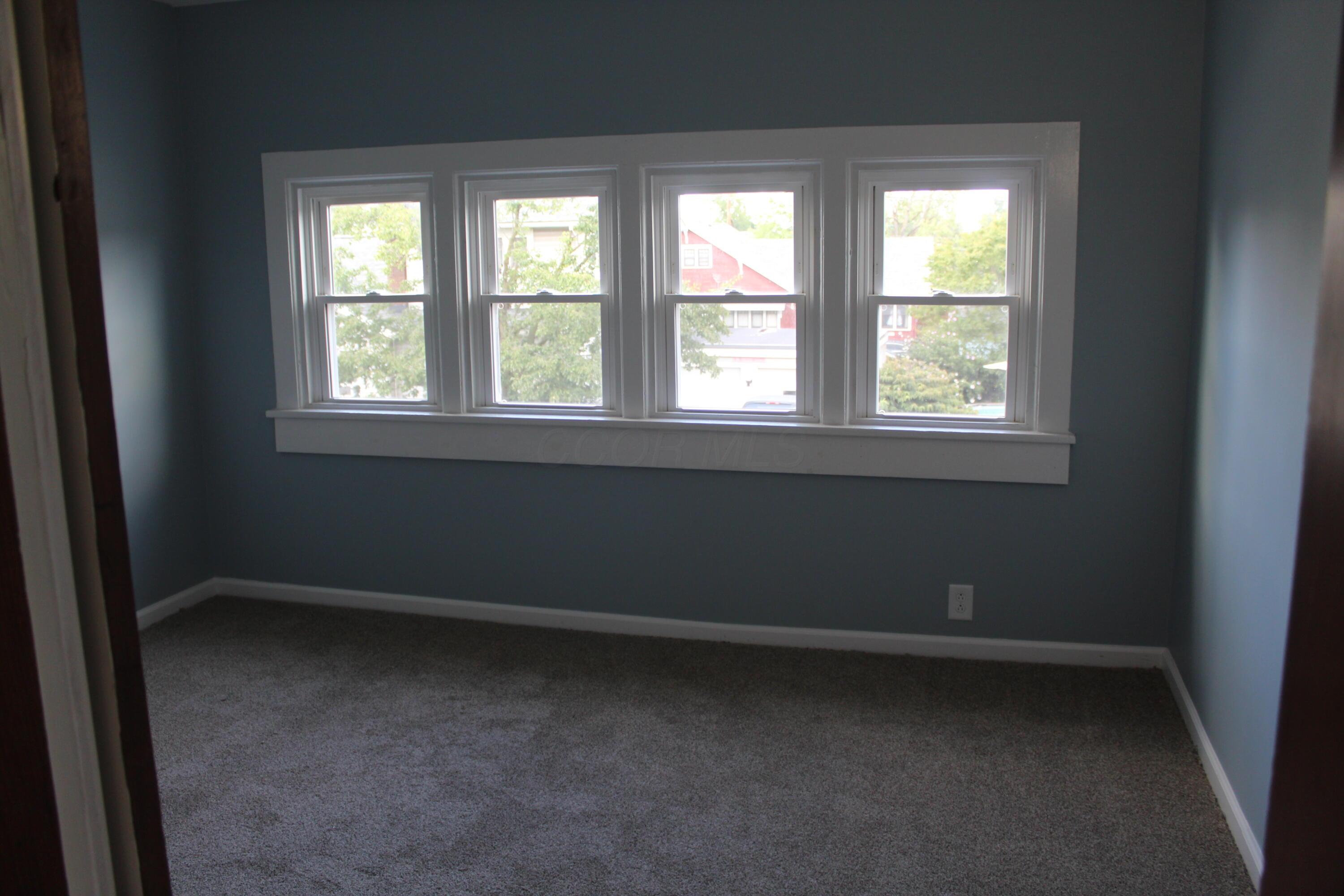 279 Thew Avenue Property Photo 15