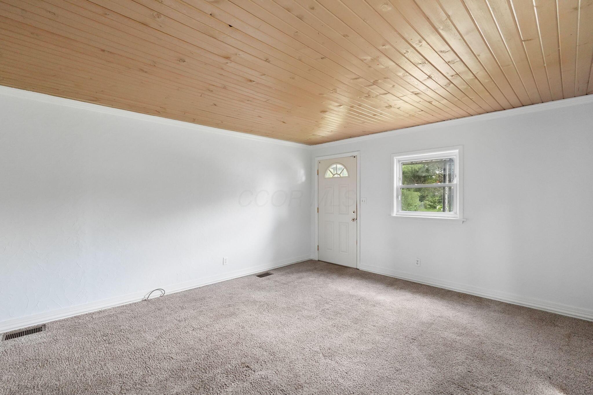 702 Cox Avenue Property Photo 6