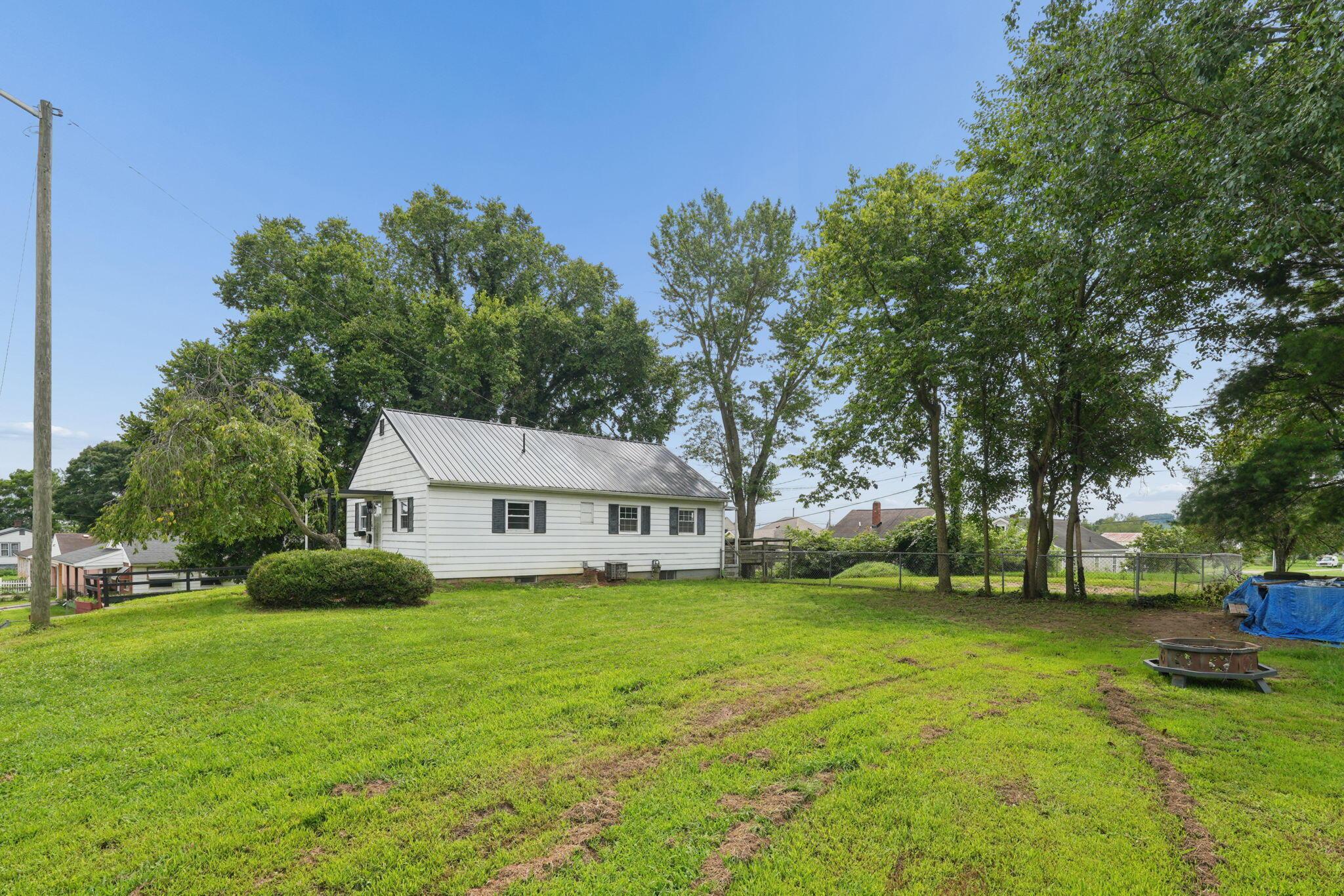 702 Cox Avenue Property Photo 35