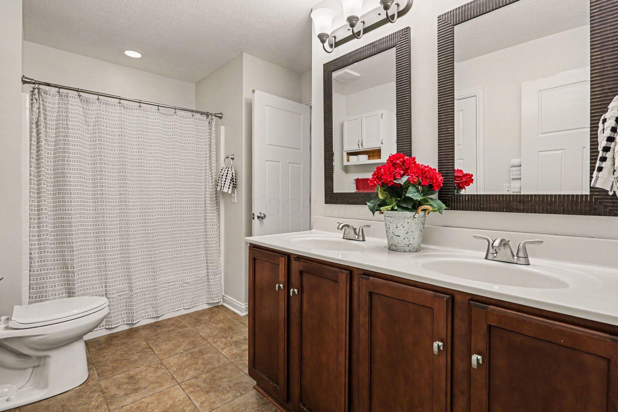680 Granite Drive Property Photo 32